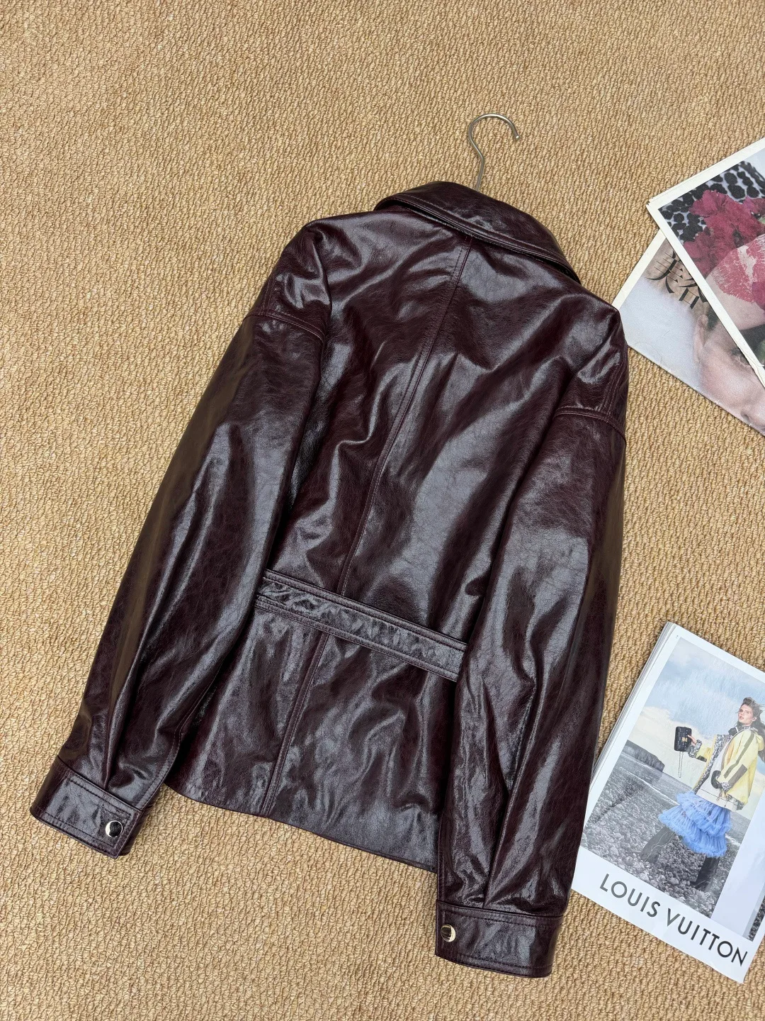 Кожаные Куртки И Дублёнки Женские Saint Laurent 13272383