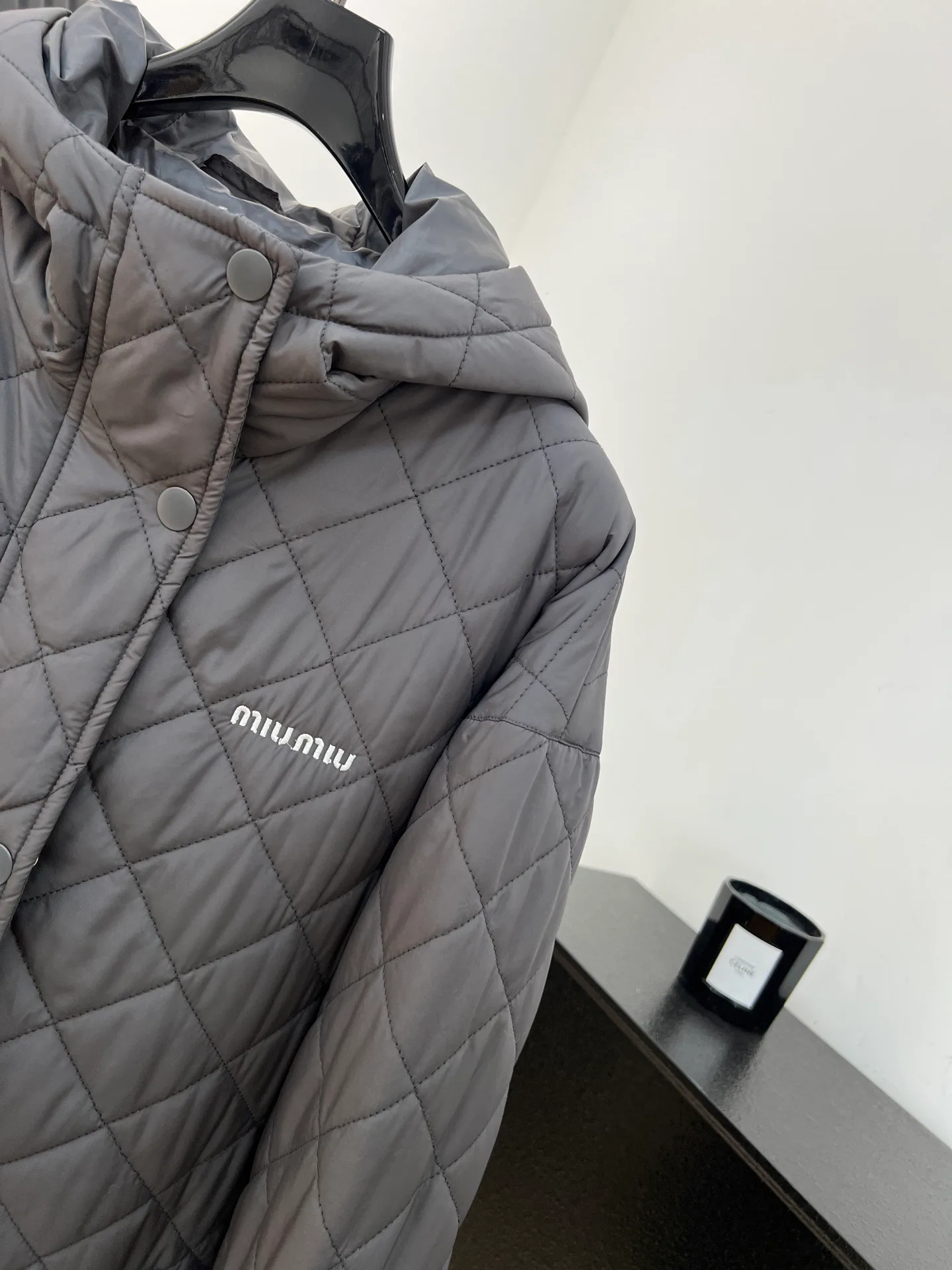Куртки И Пуховики Женские Miu Miu 18149755