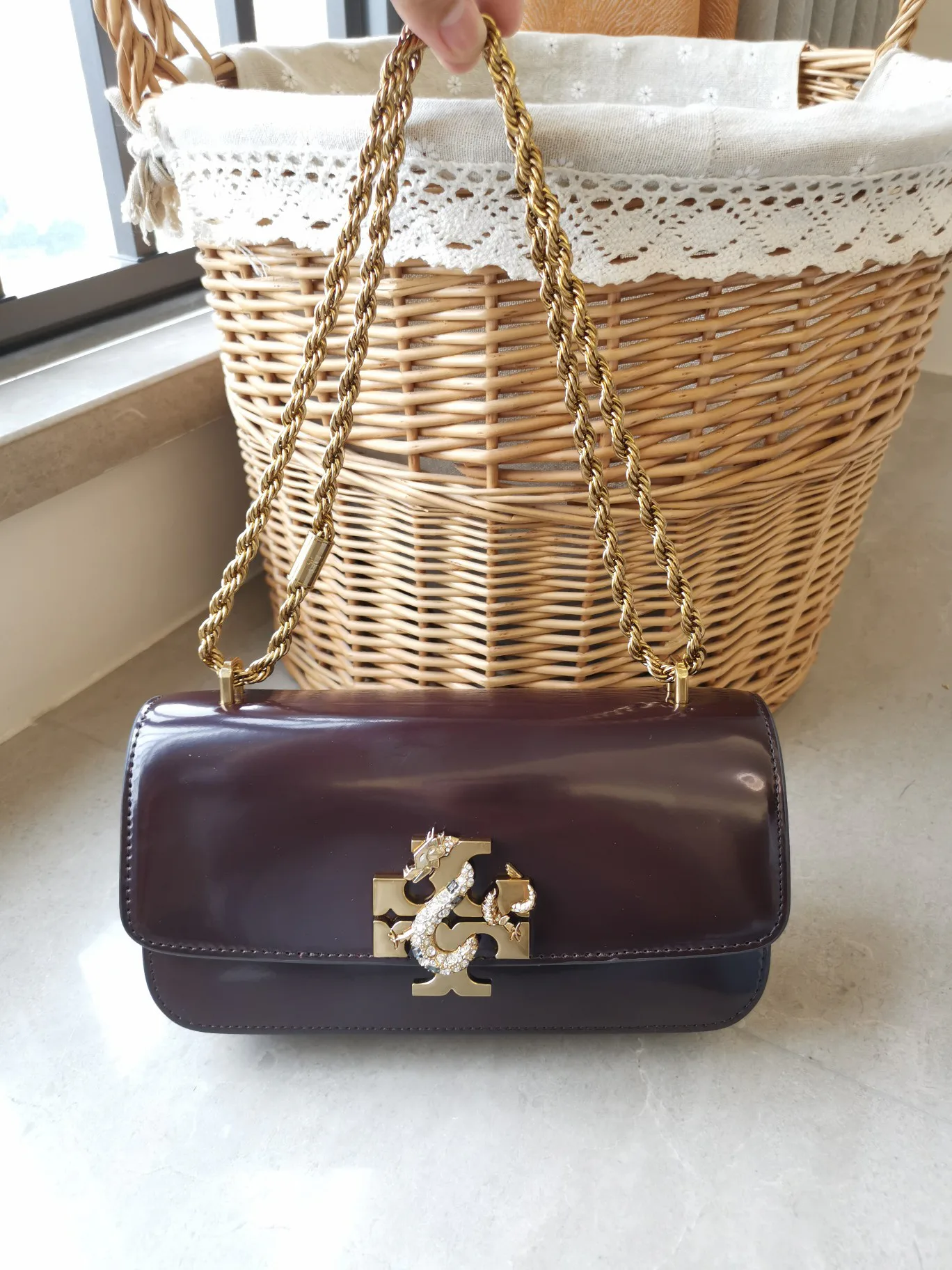 Сумки На Ремне Женские Tory Burch 3047