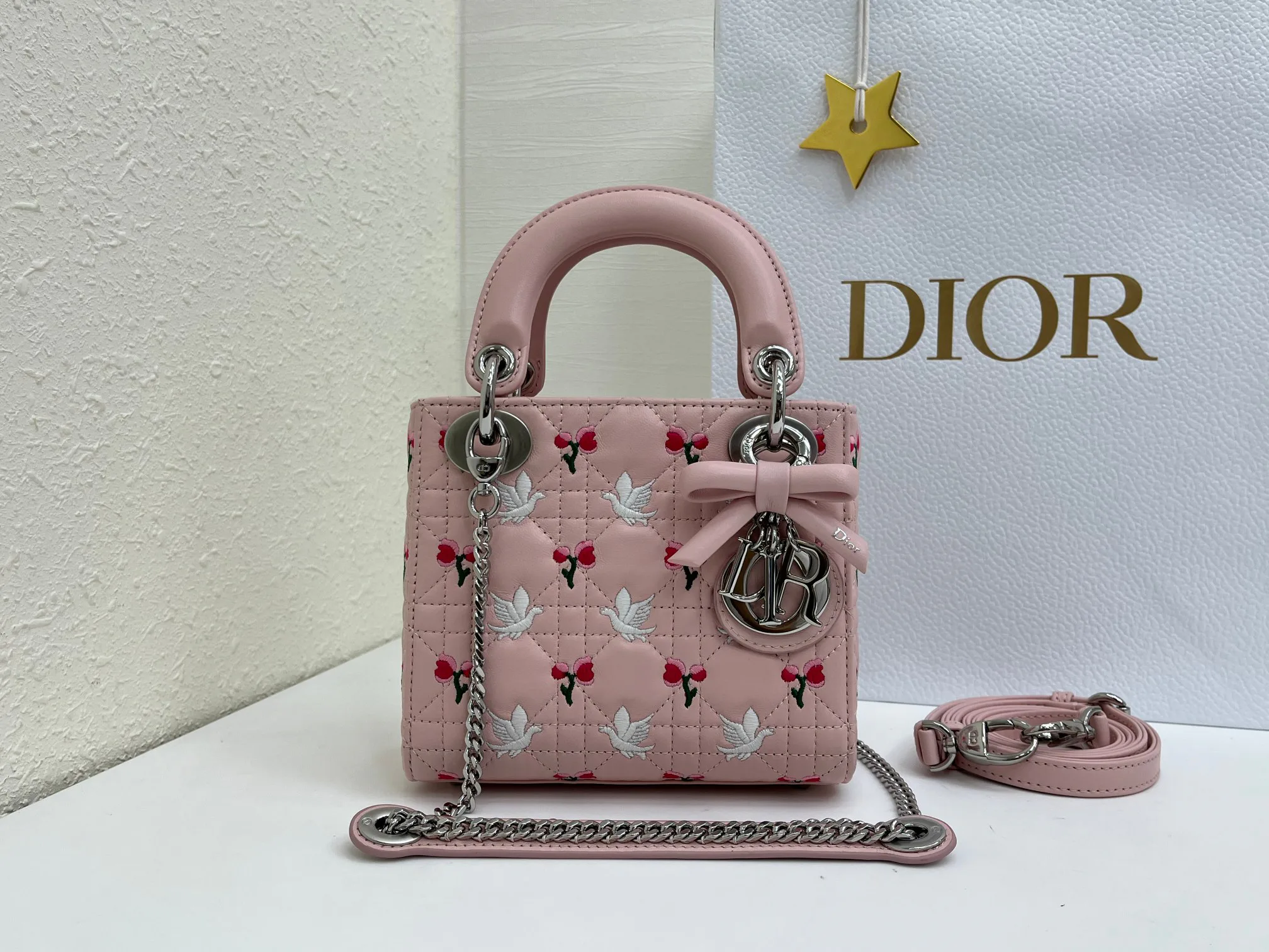 Классические Сумки Женские Christian Dior 17407064