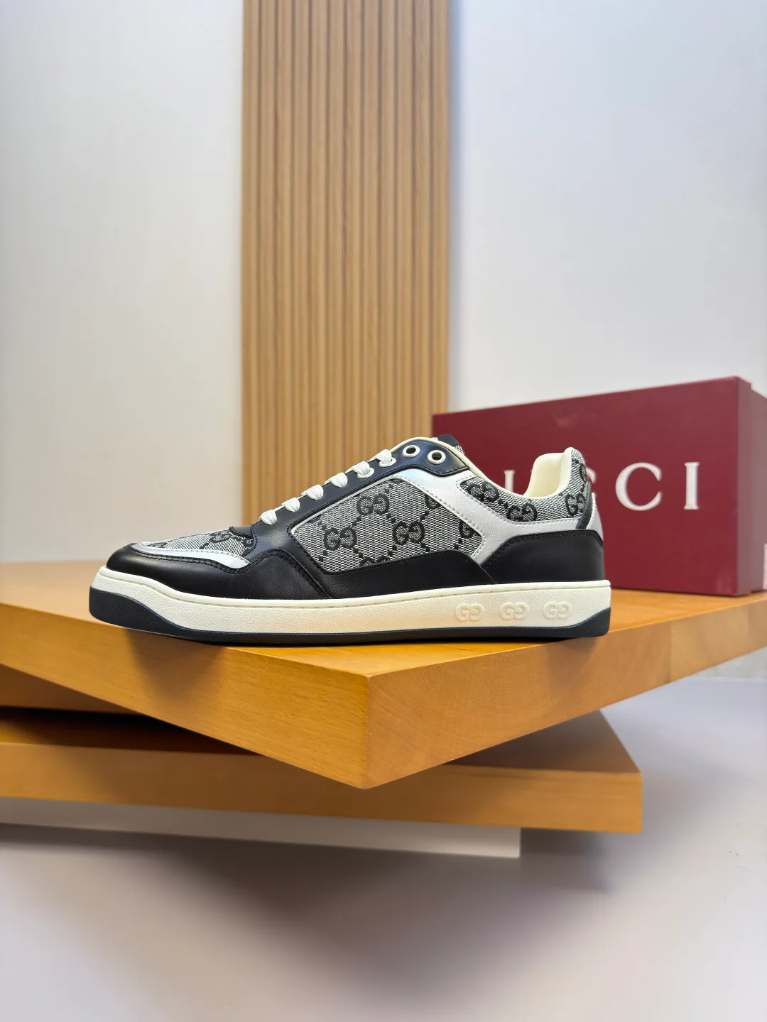 Кроссовки Мужские Gucci 18142457