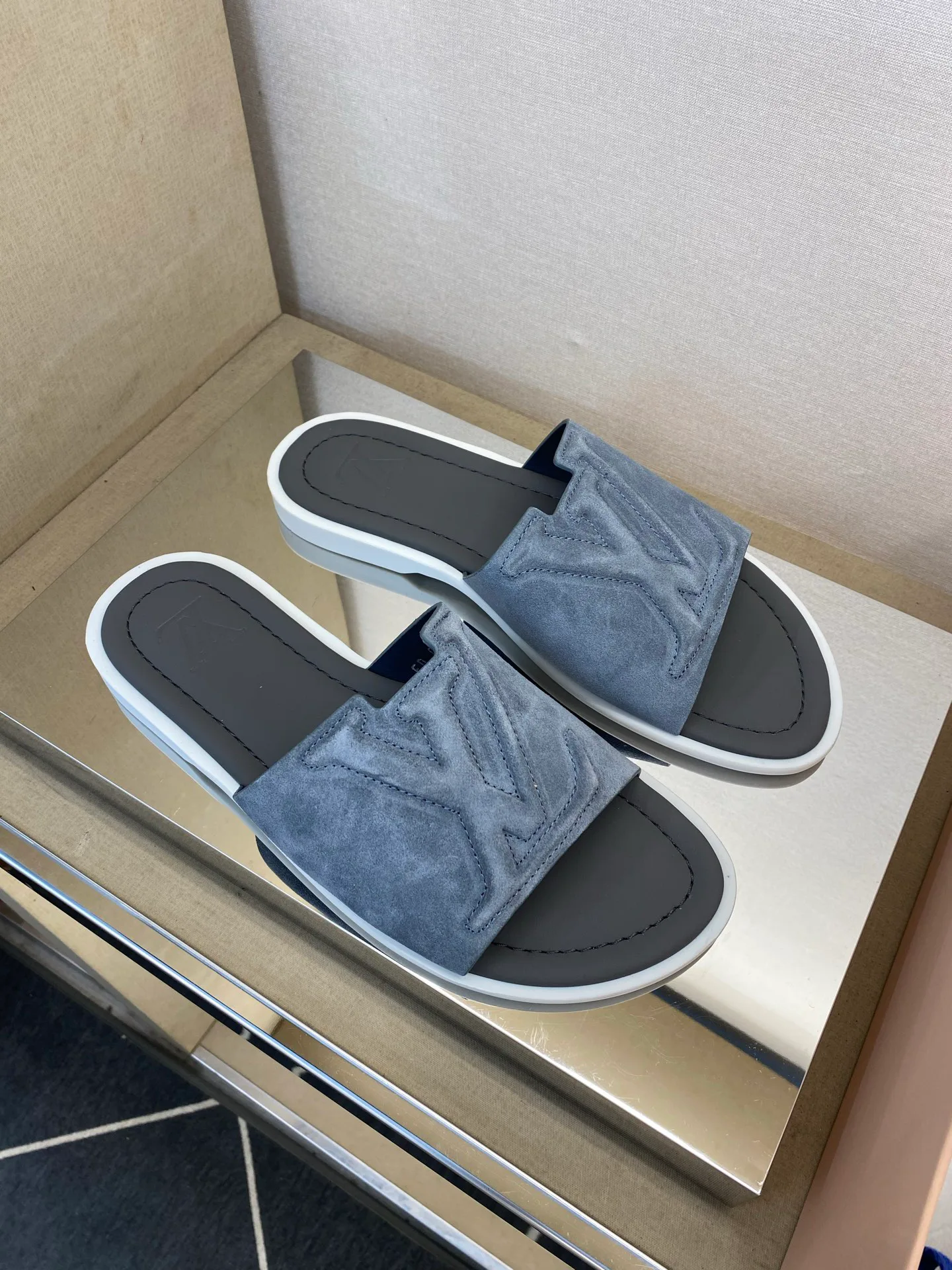 Сандалии Мужские Louis Vuitton 11767899