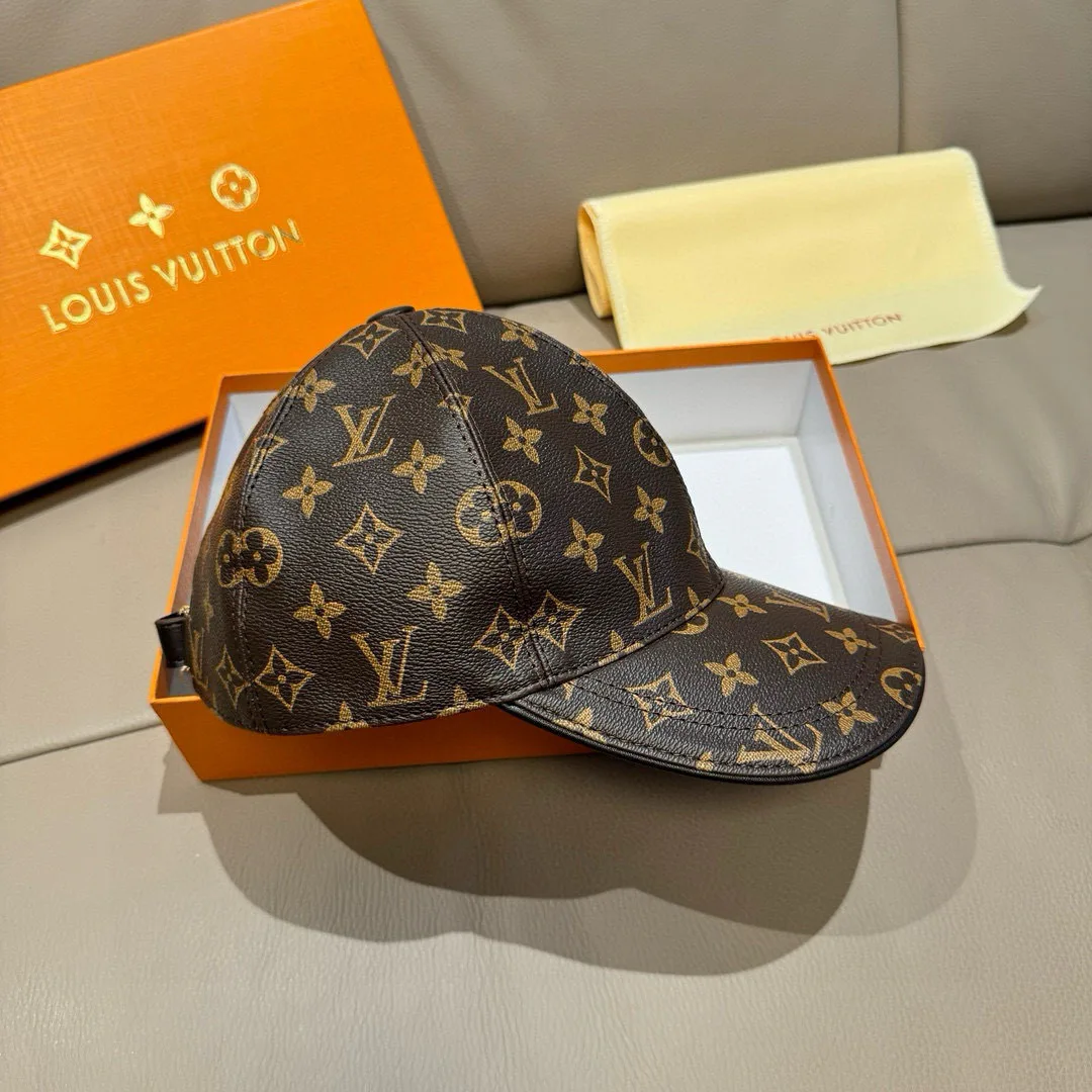 Головные Уборы Louis Vuitton 18105224