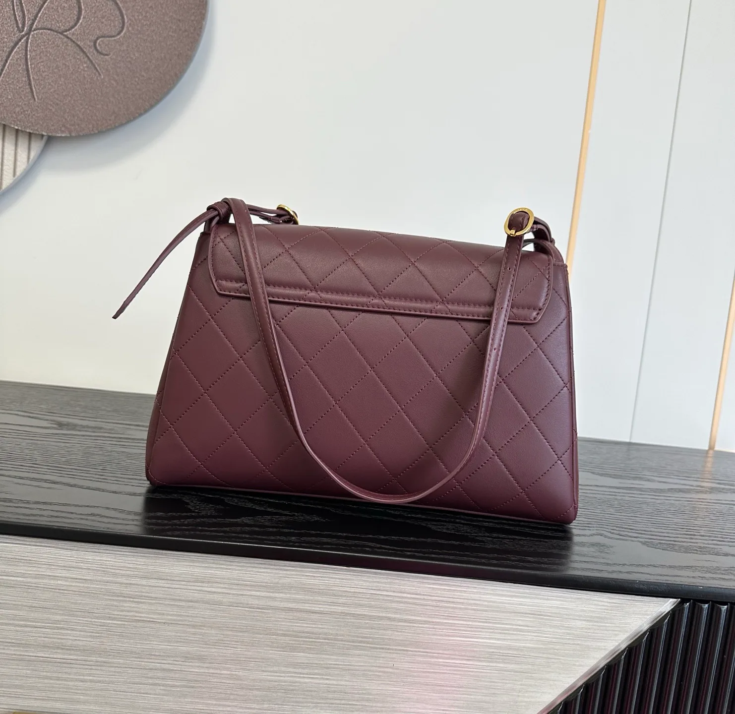 Классические Сумки Женские Chanel 17698936