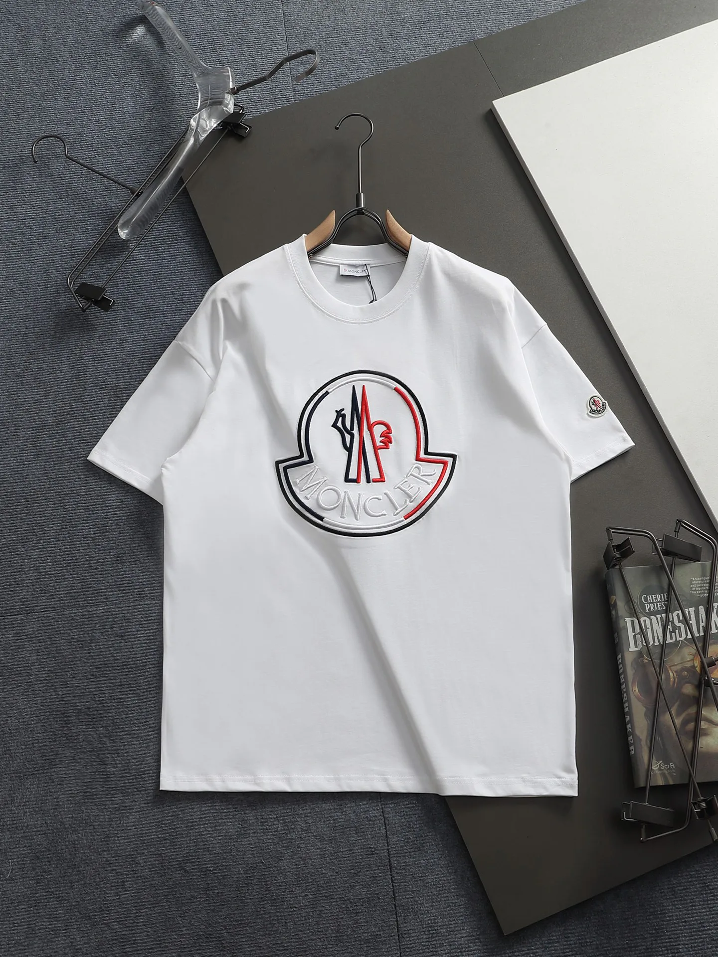 Футболки Женские Moncler 1617514