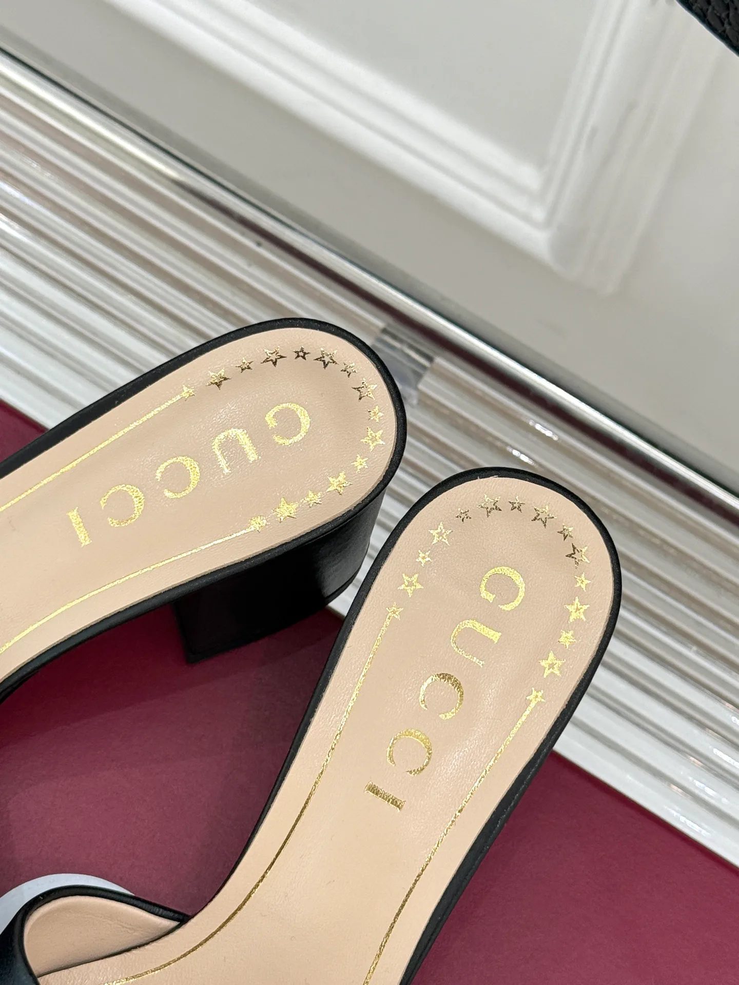 Шлепанцы Женские Gucci 21959