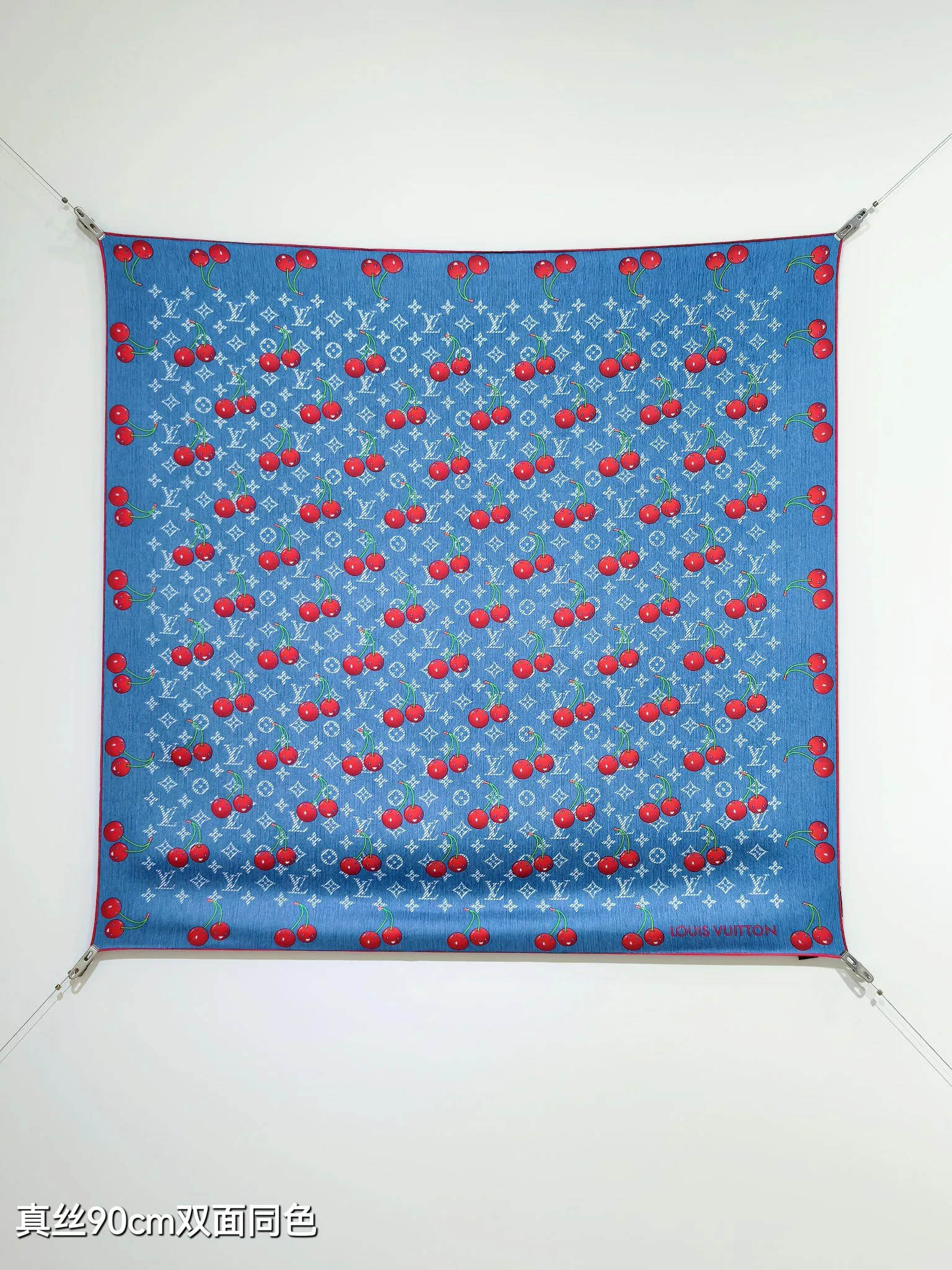 Текстиль Louis Vuitton 13581170