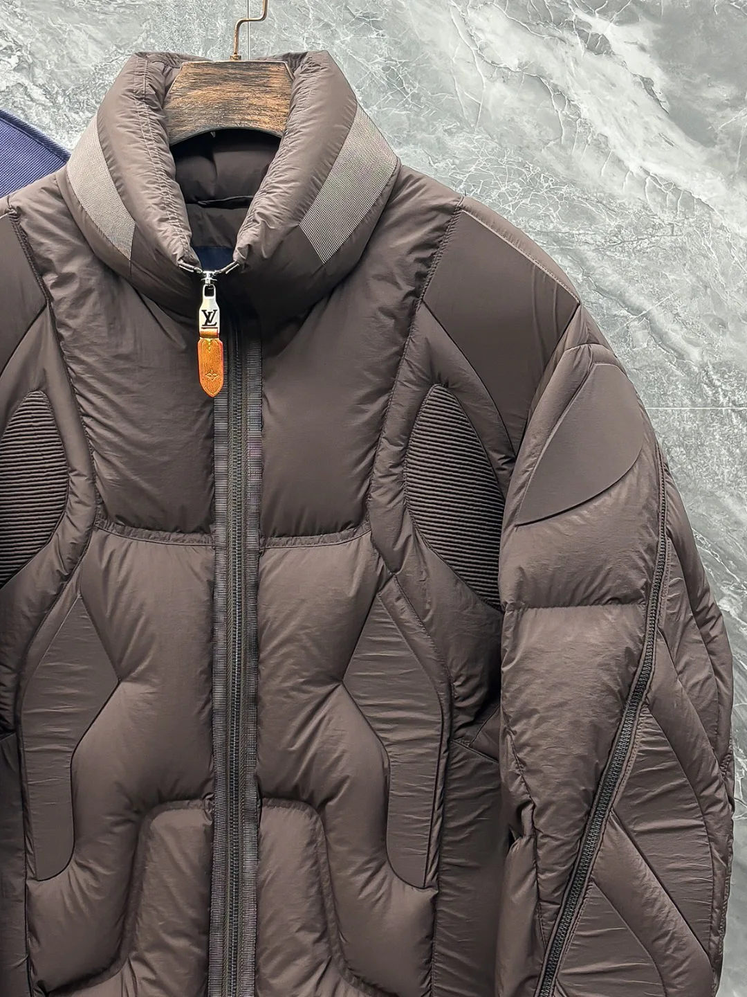 Куртки И Пуховики Мужские Louis Vuitton 4360178