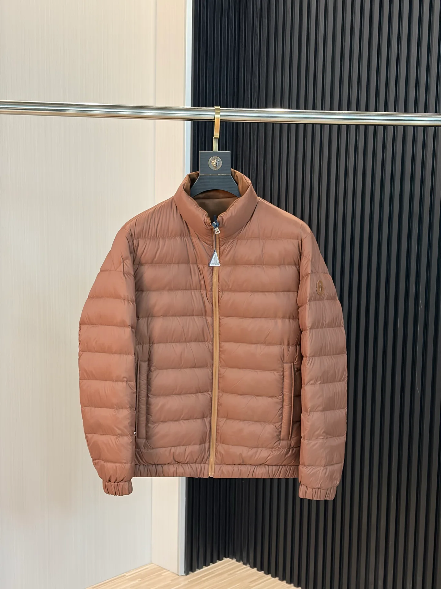 Куртки И Пуховики Женские Moncler 18188487