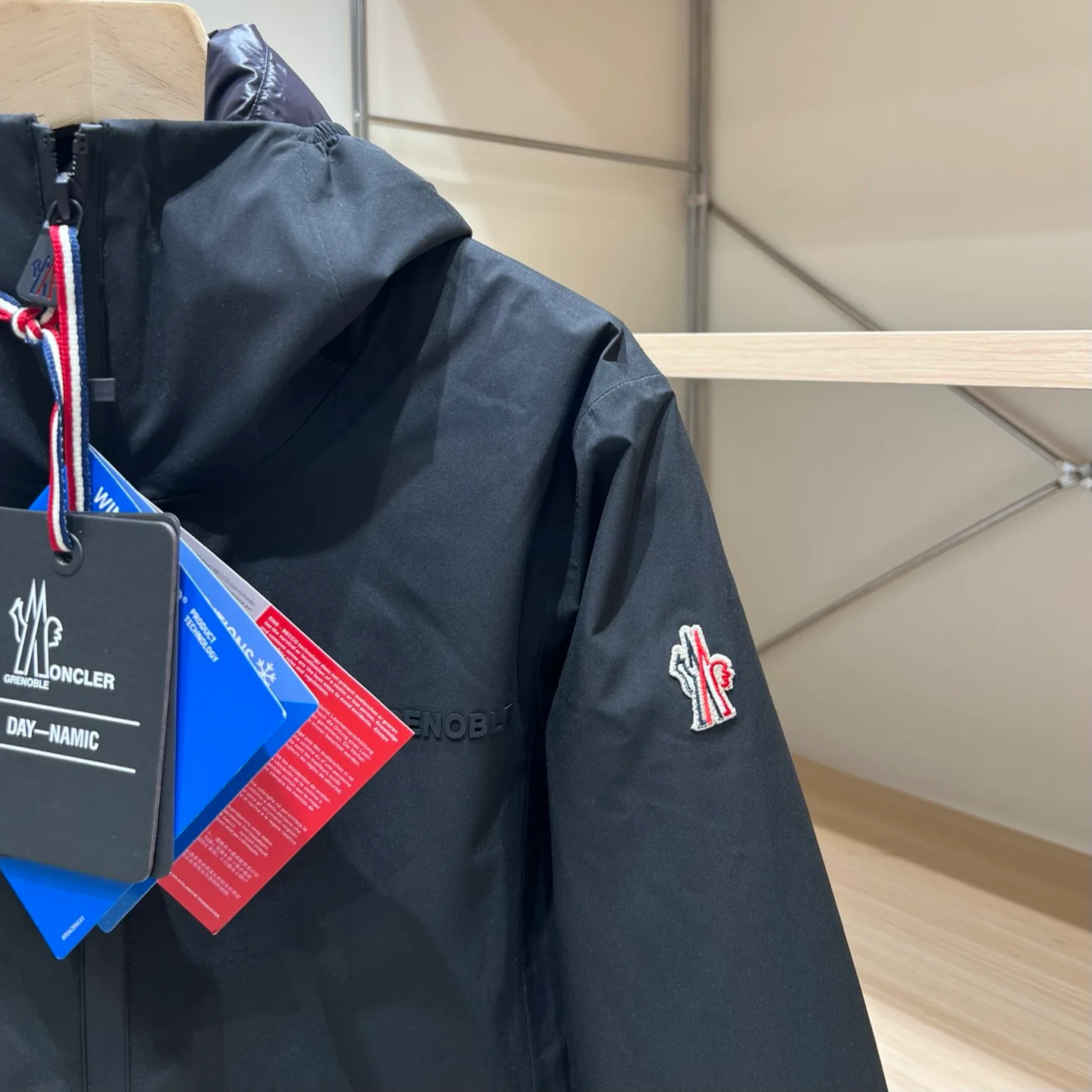 Куртки И Пуховики Женские Moncler 18131361