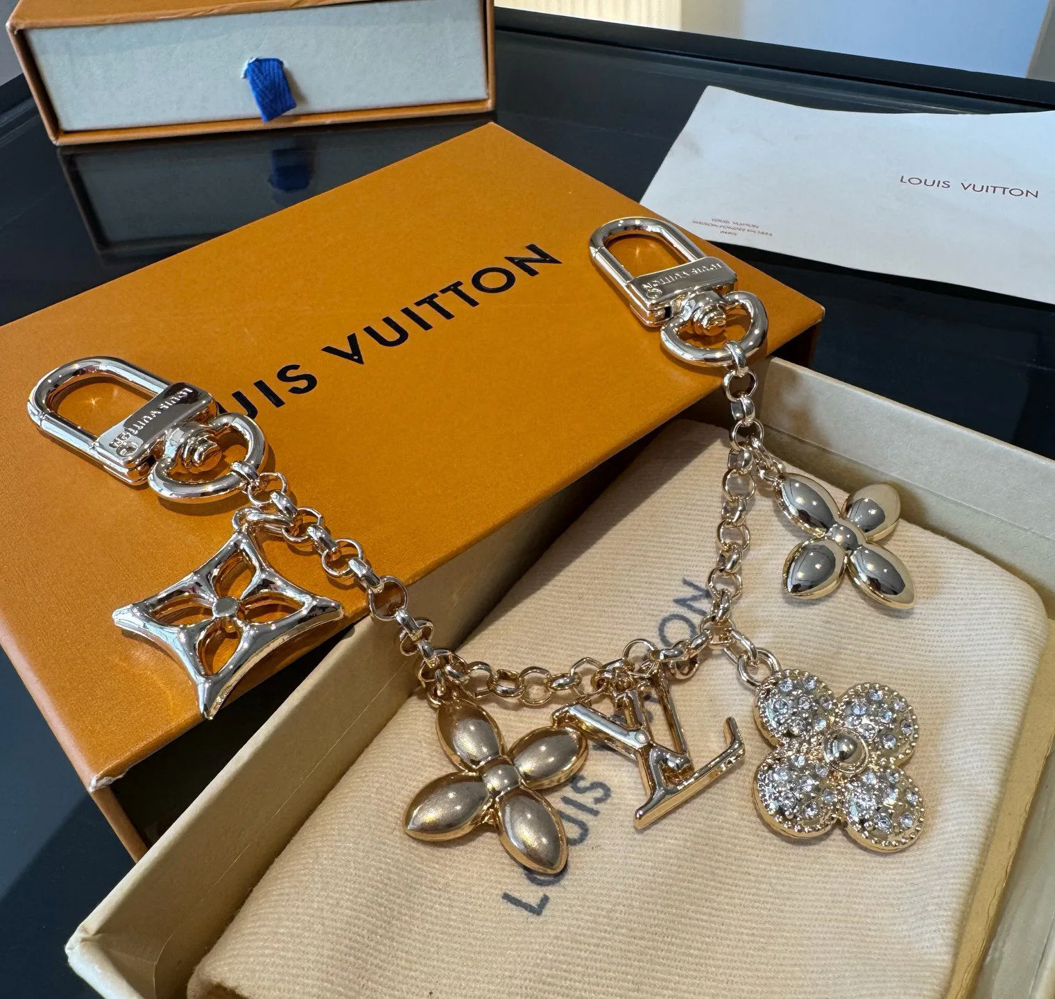 Ключницы Louis Vuitton 427511
