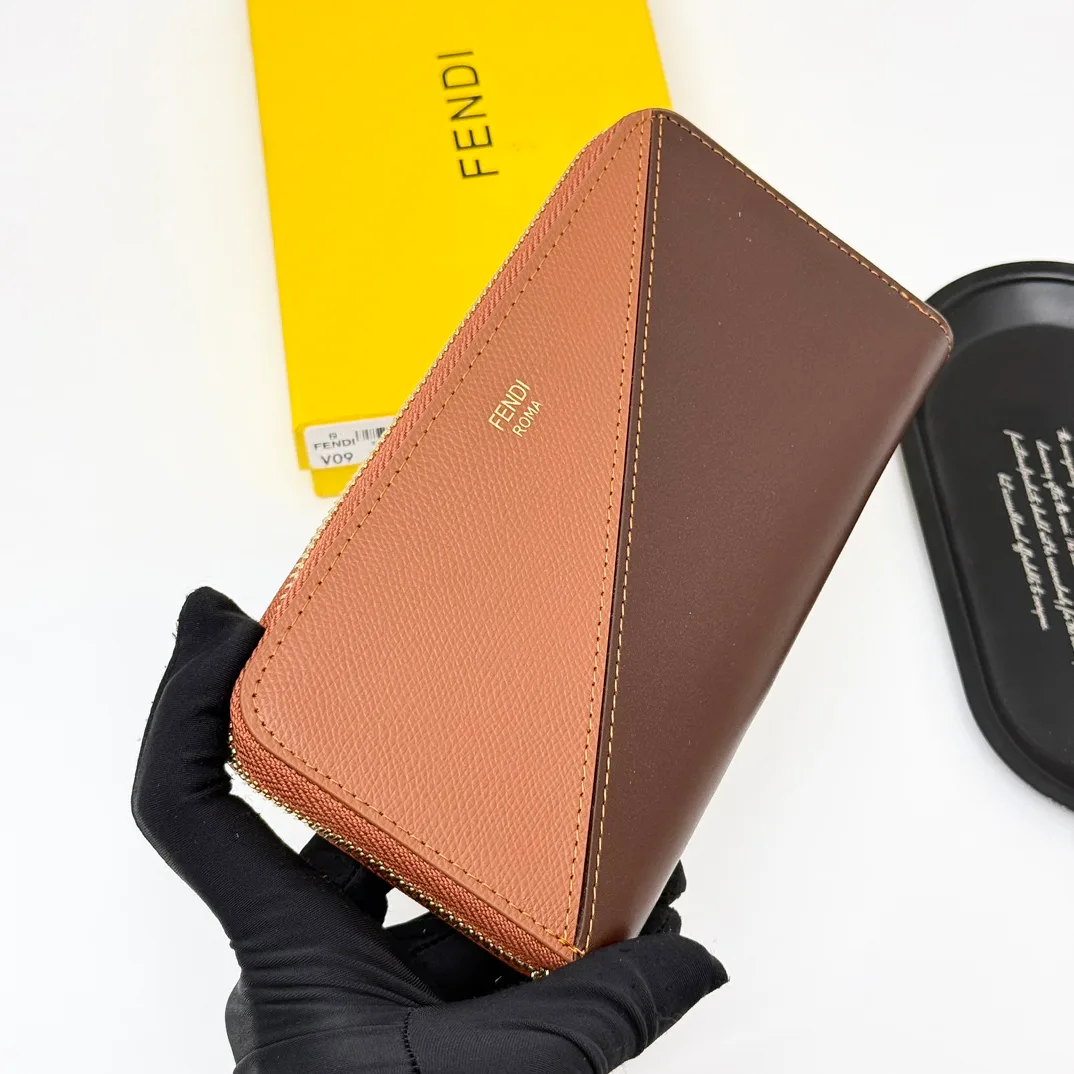 Клатчи Женские Fendi 442057