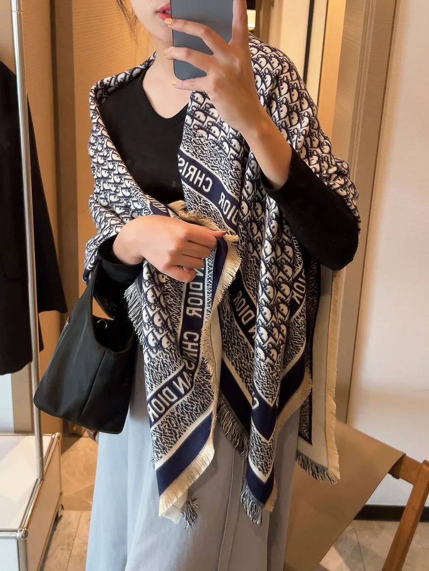 Шарфы Christian Dior 18322629