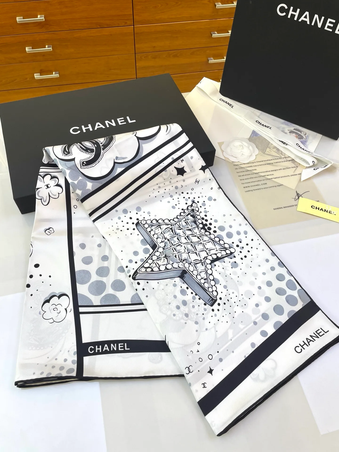 Шарфы Chanel 11216343