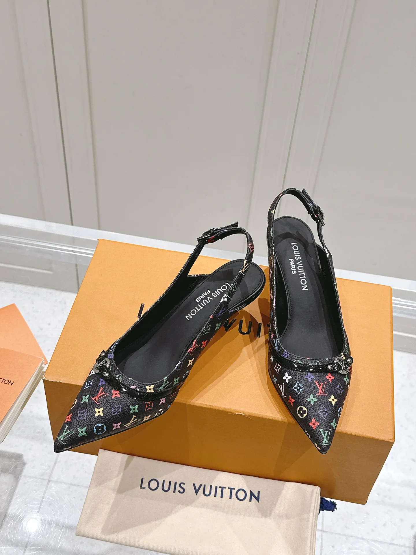 Туфли Женские Louis Vuitton 21212