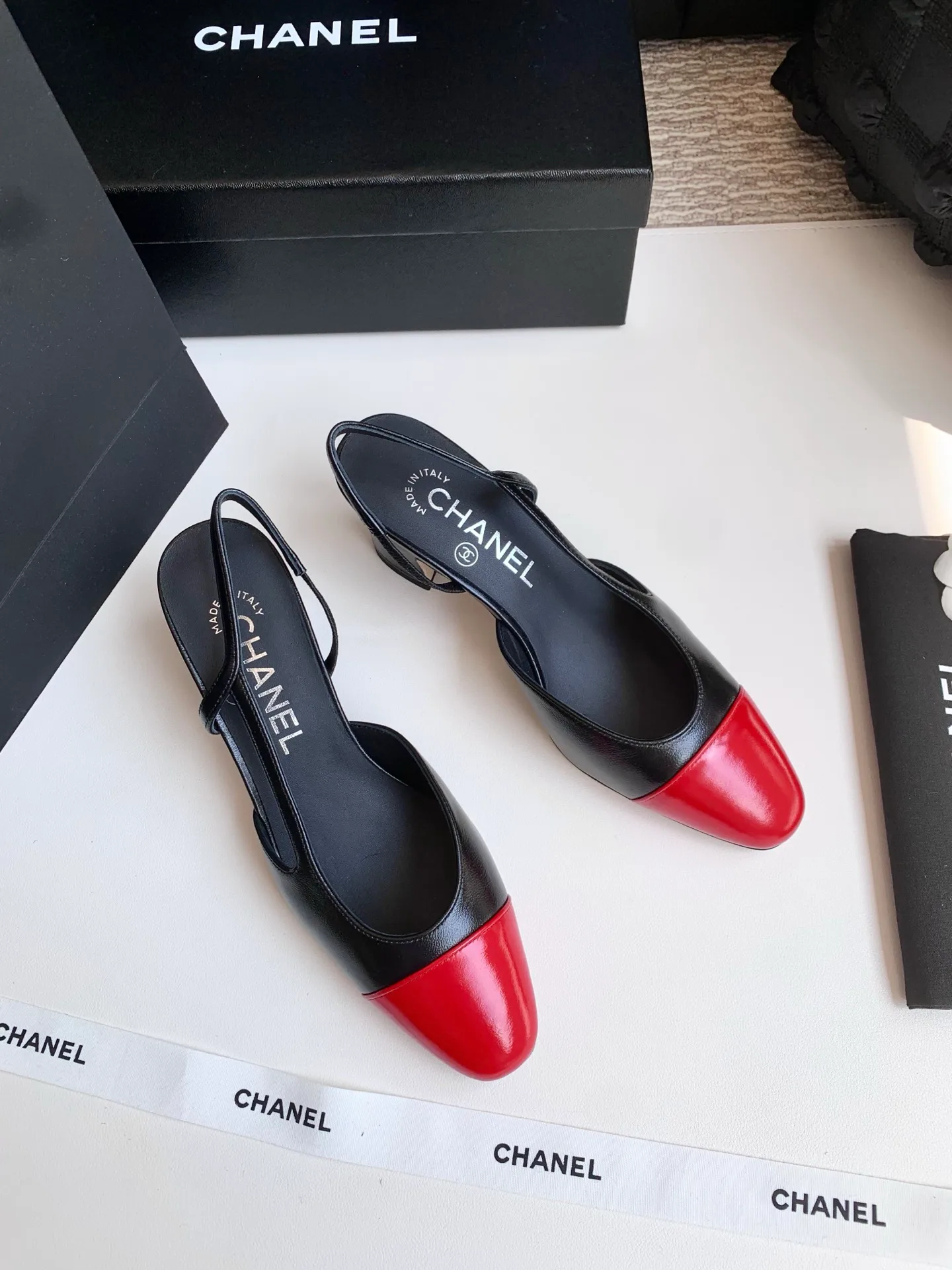 Туфли Женские Chanel 16948103