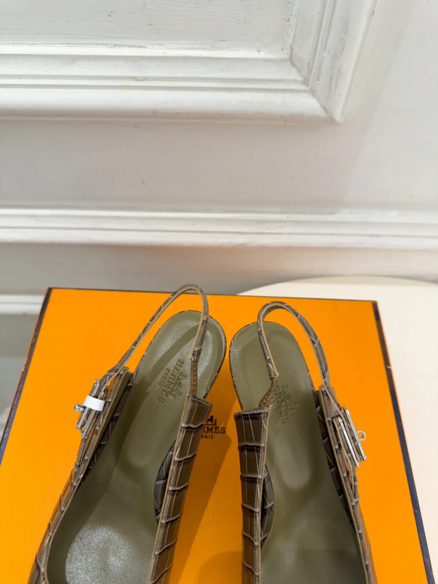 Босоножки Женские Hermes 18609213