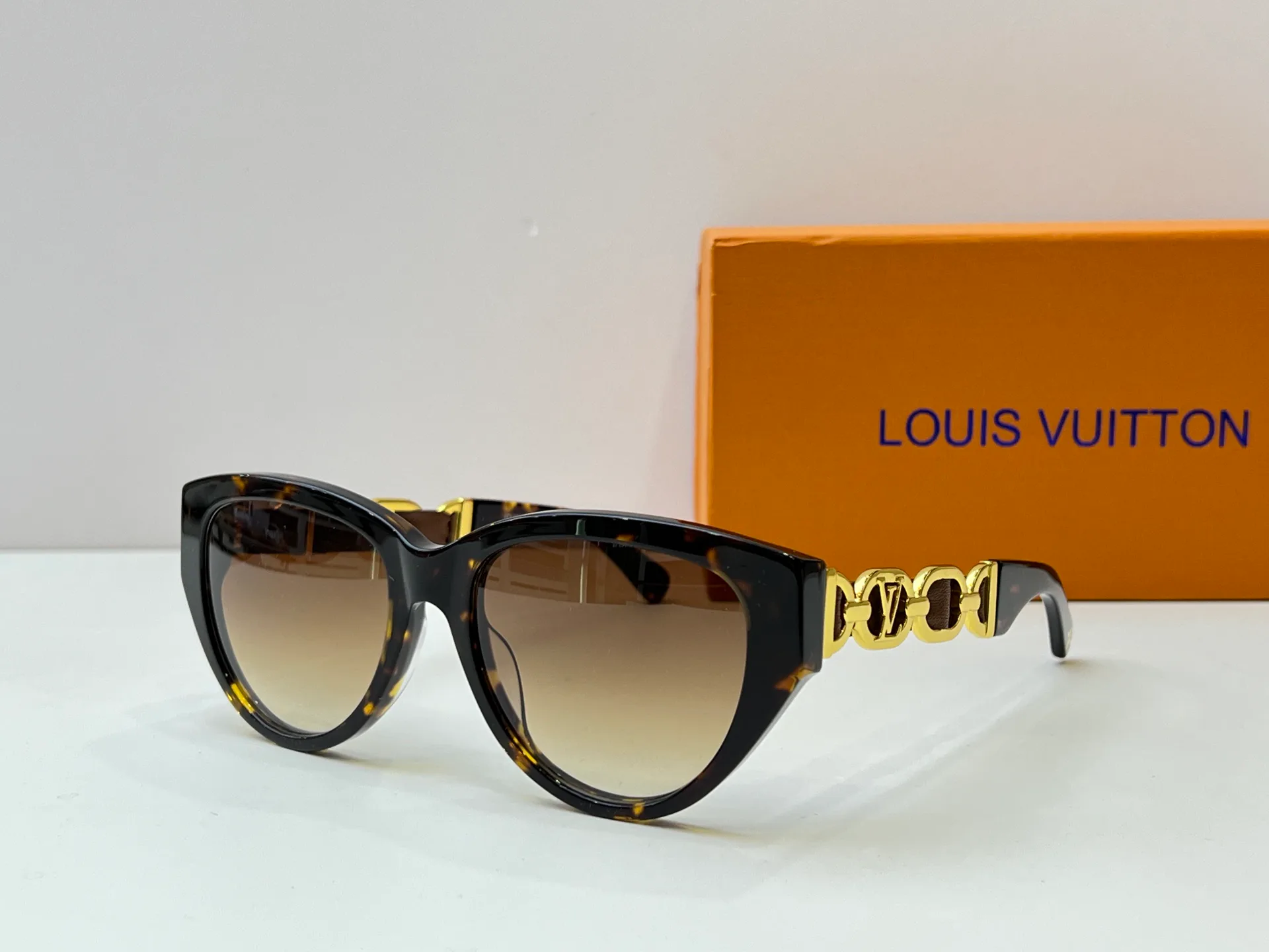 Очки Louis Vuitton 11192846