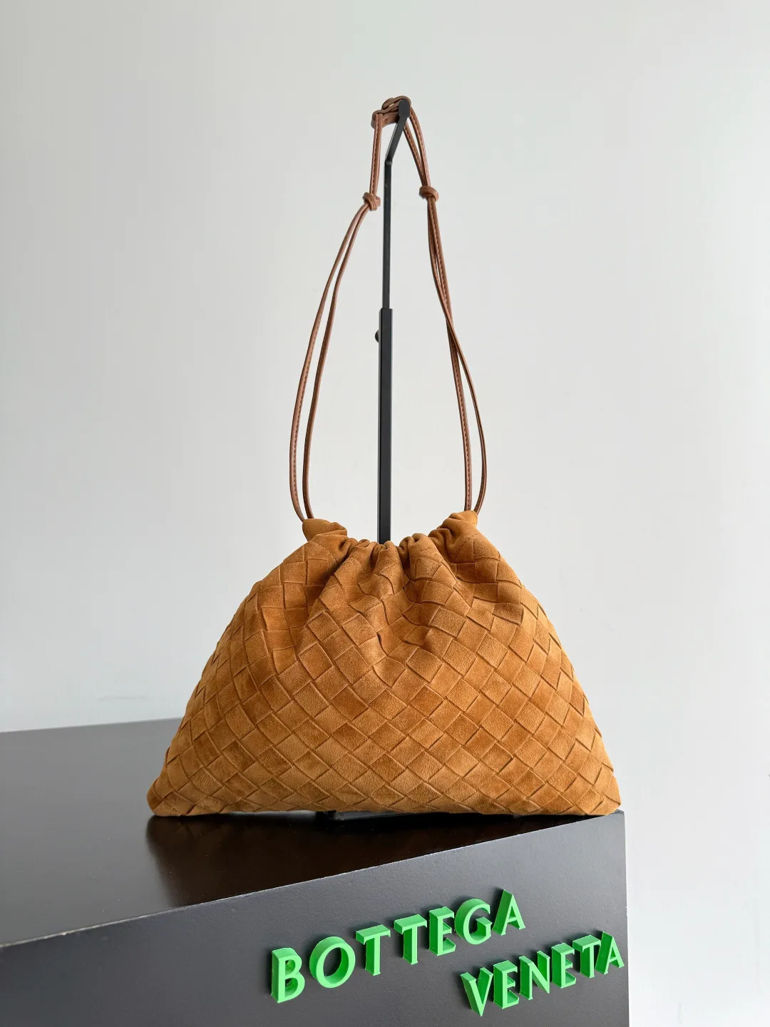 Сумки На Ремне Женские Bottega Veneta 11255441