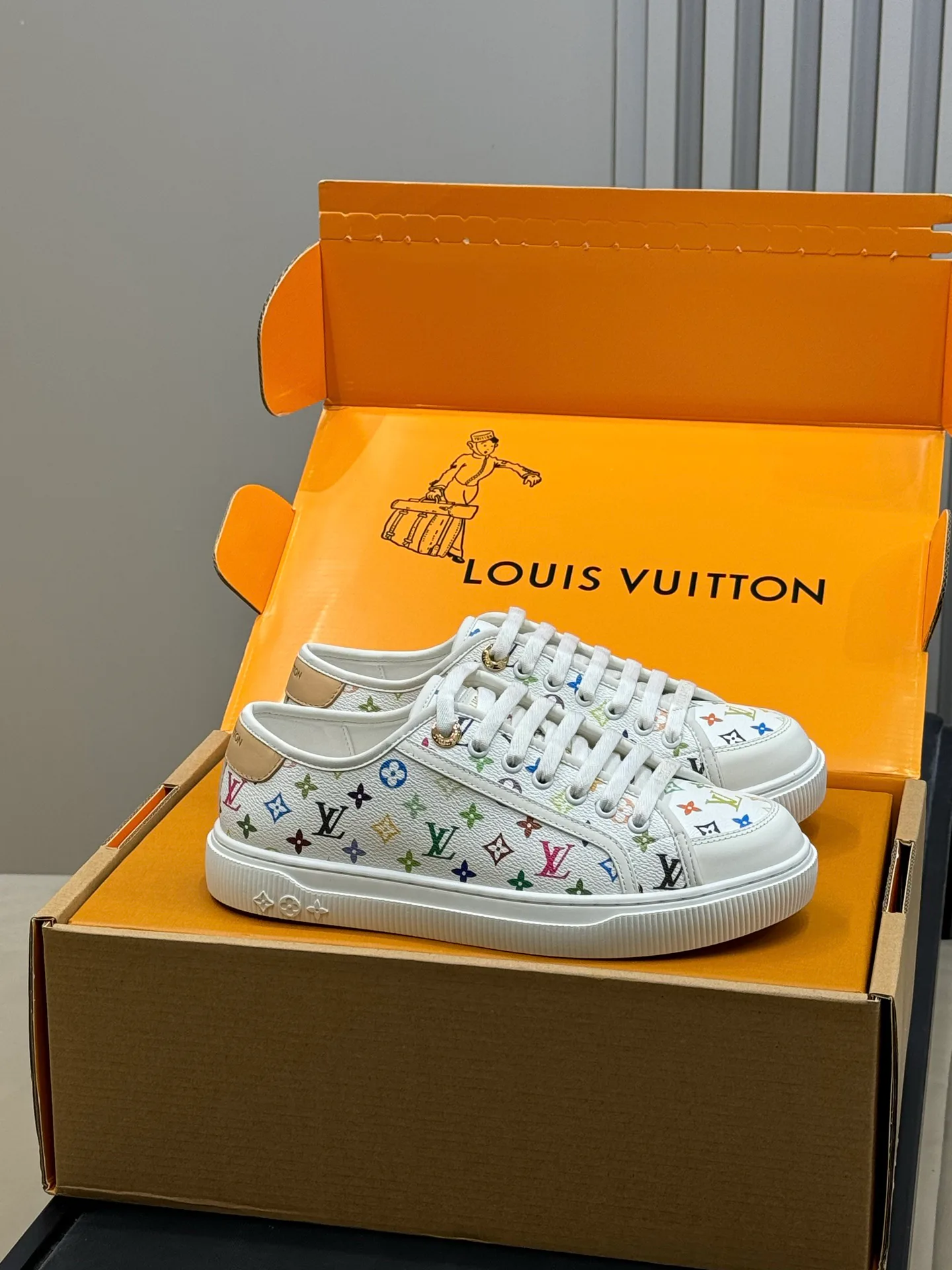 Кеды Женские Louis Vuitton 669925