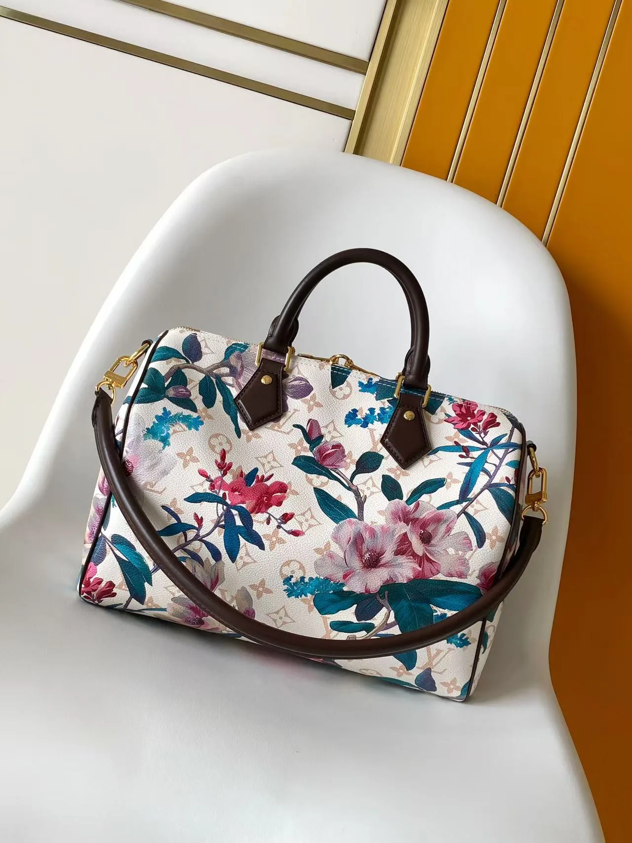 Классические Сумки Женские Louis Vuitton 12315658