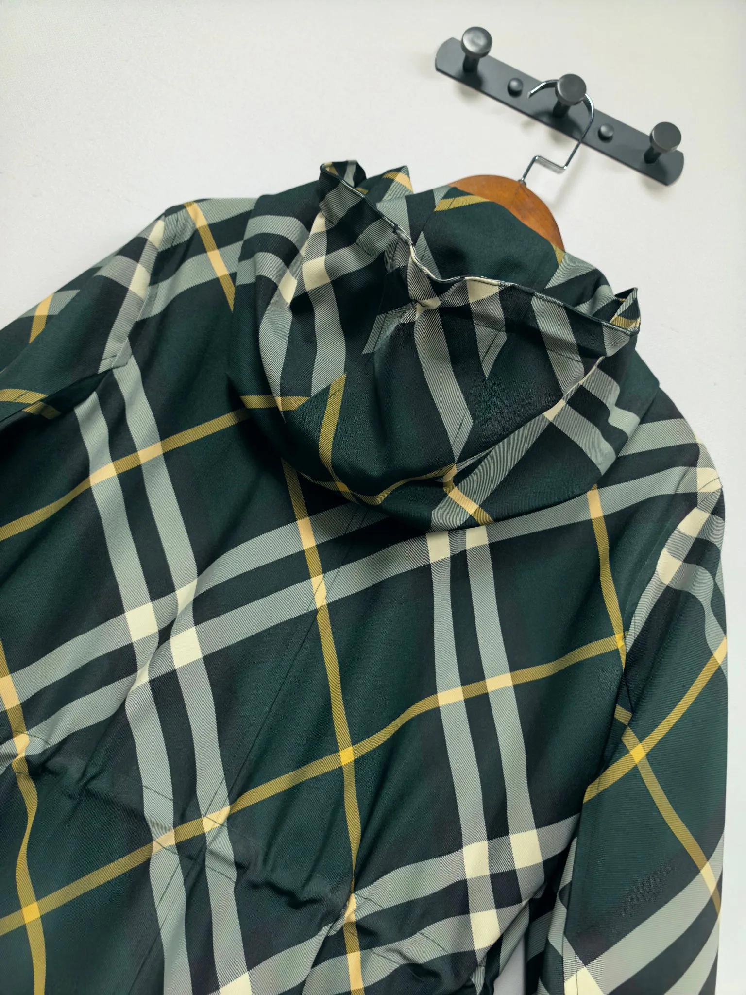 Куртки И Пуховики Женские Burberry 18277302