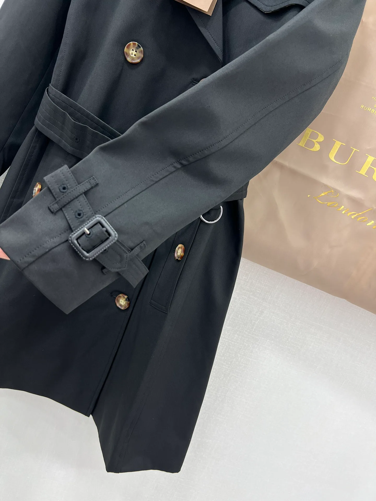 Тренчи Женские Burberry 19078434
