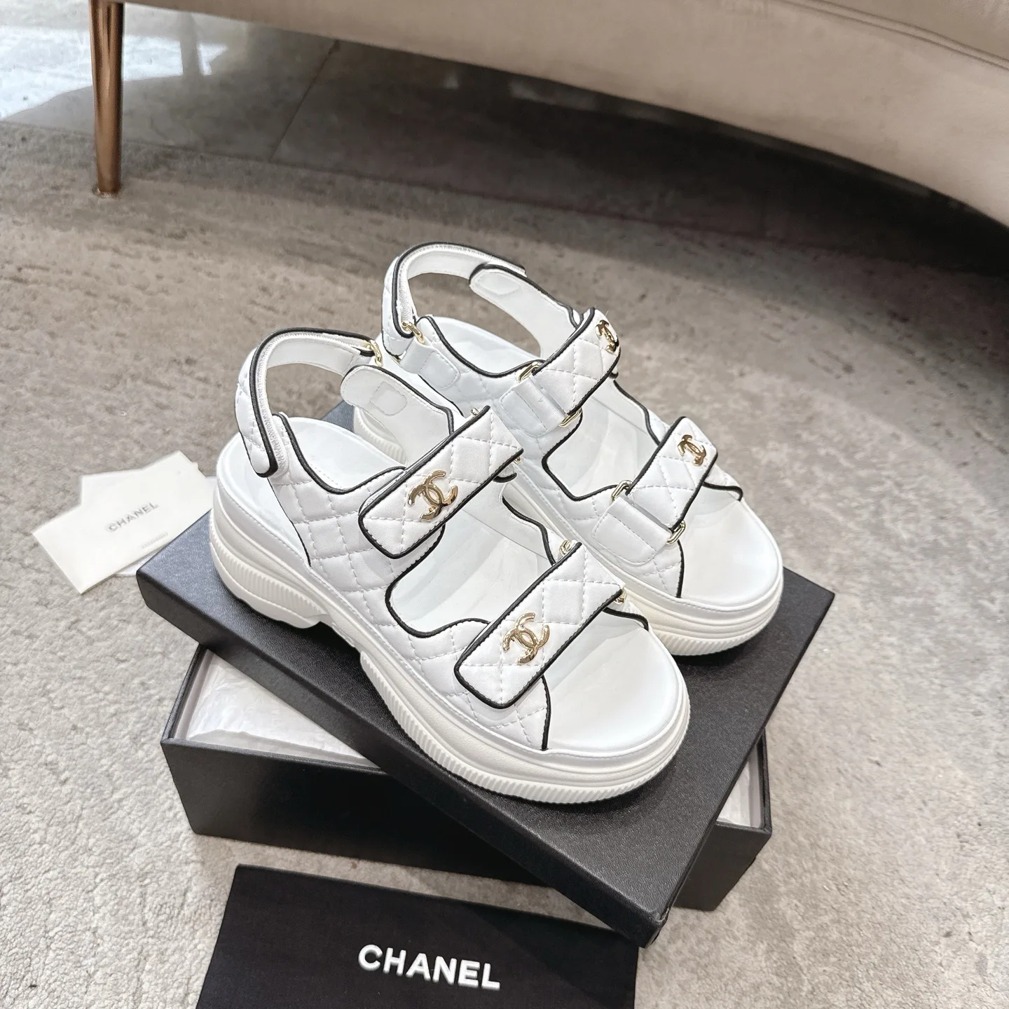 Босоножки Женские Chanel 17572326
