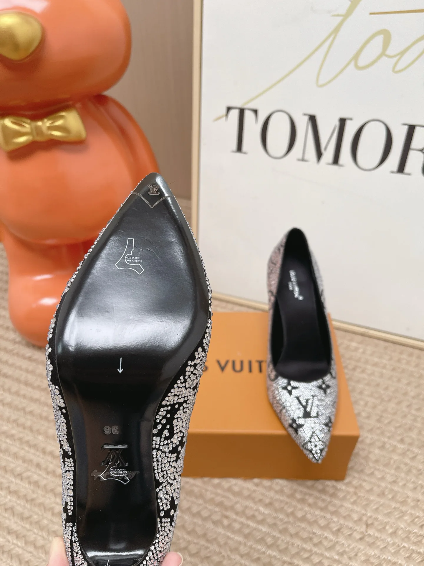 Туфли Женские Louis Vuitton 16910357