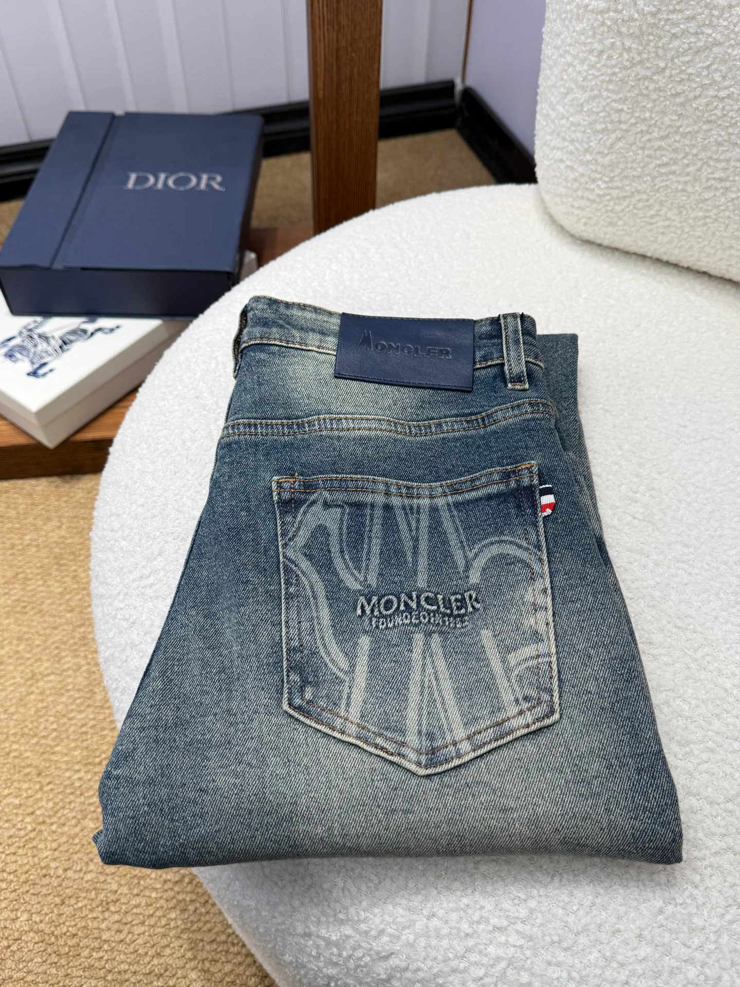 Джинсы Мужские Moncler 18029735