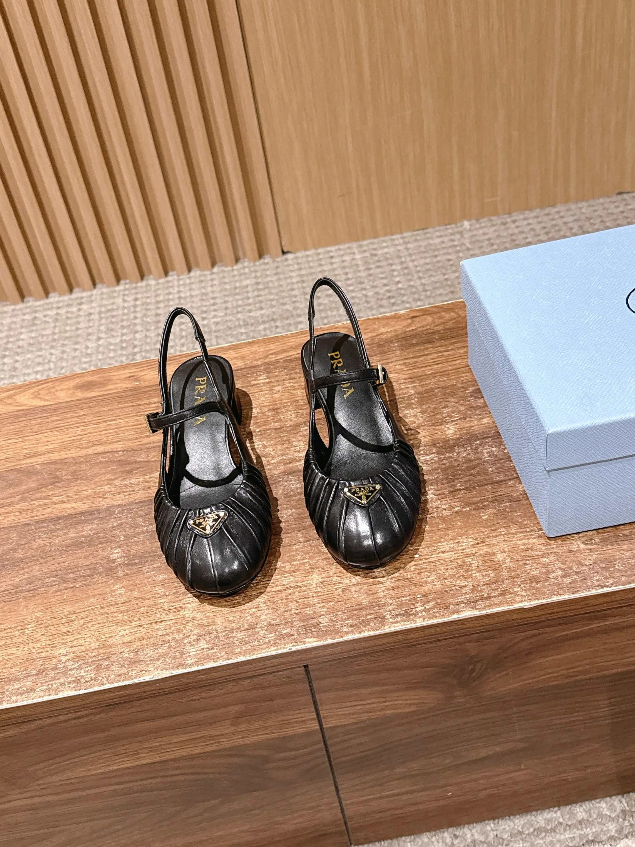 Туфли Женские Prada 4385792