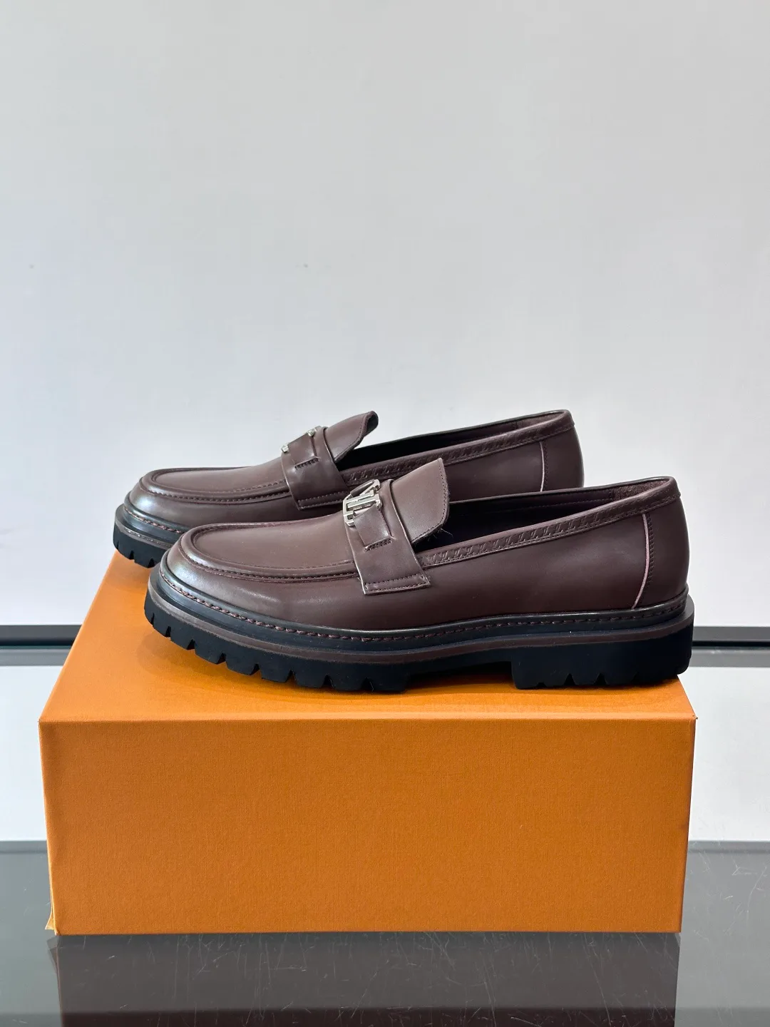 Лоферы И Туфли Мужские Louis Vuitton 17646072