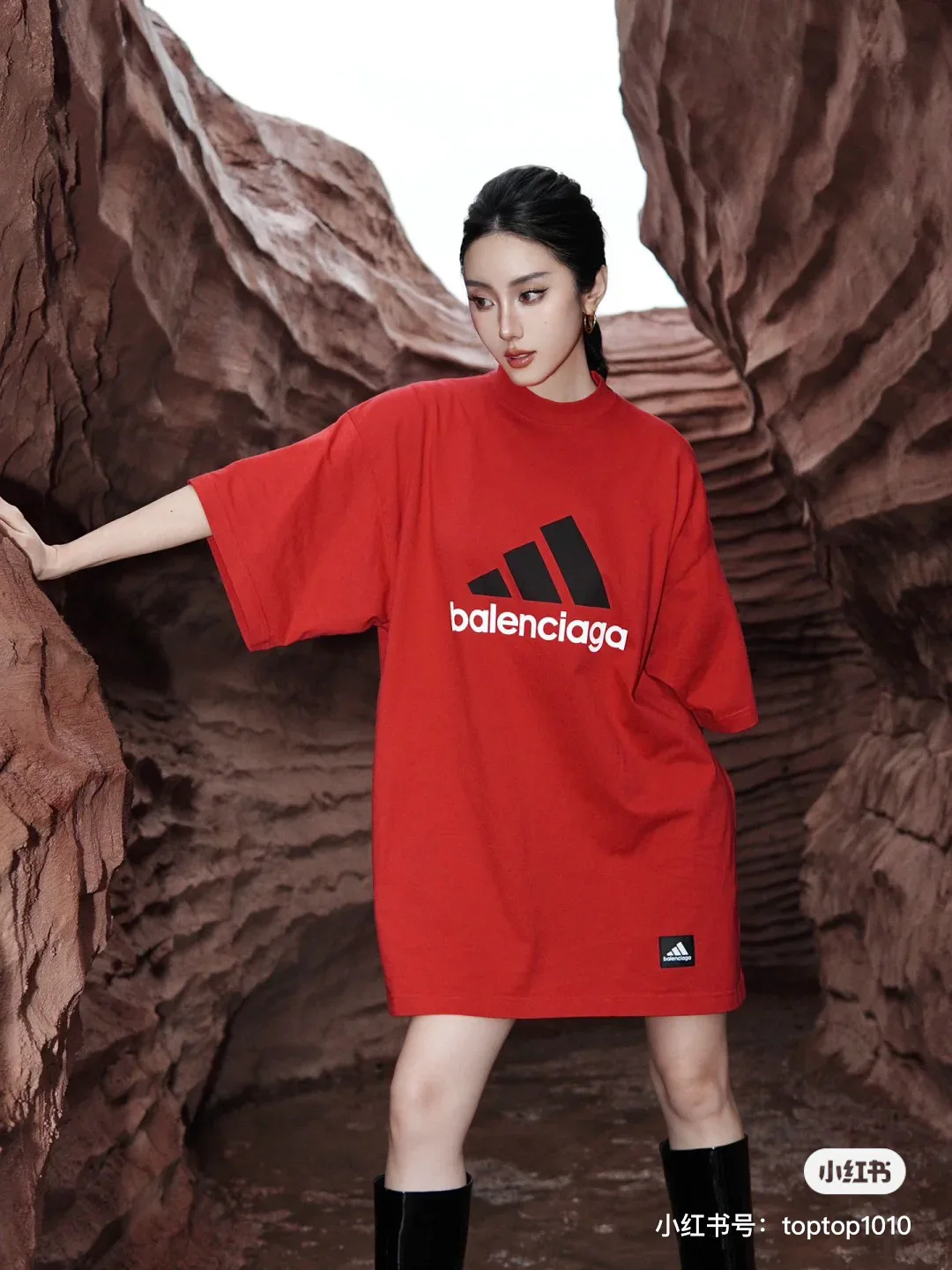 Футболки Женские Balenciaga 18190951