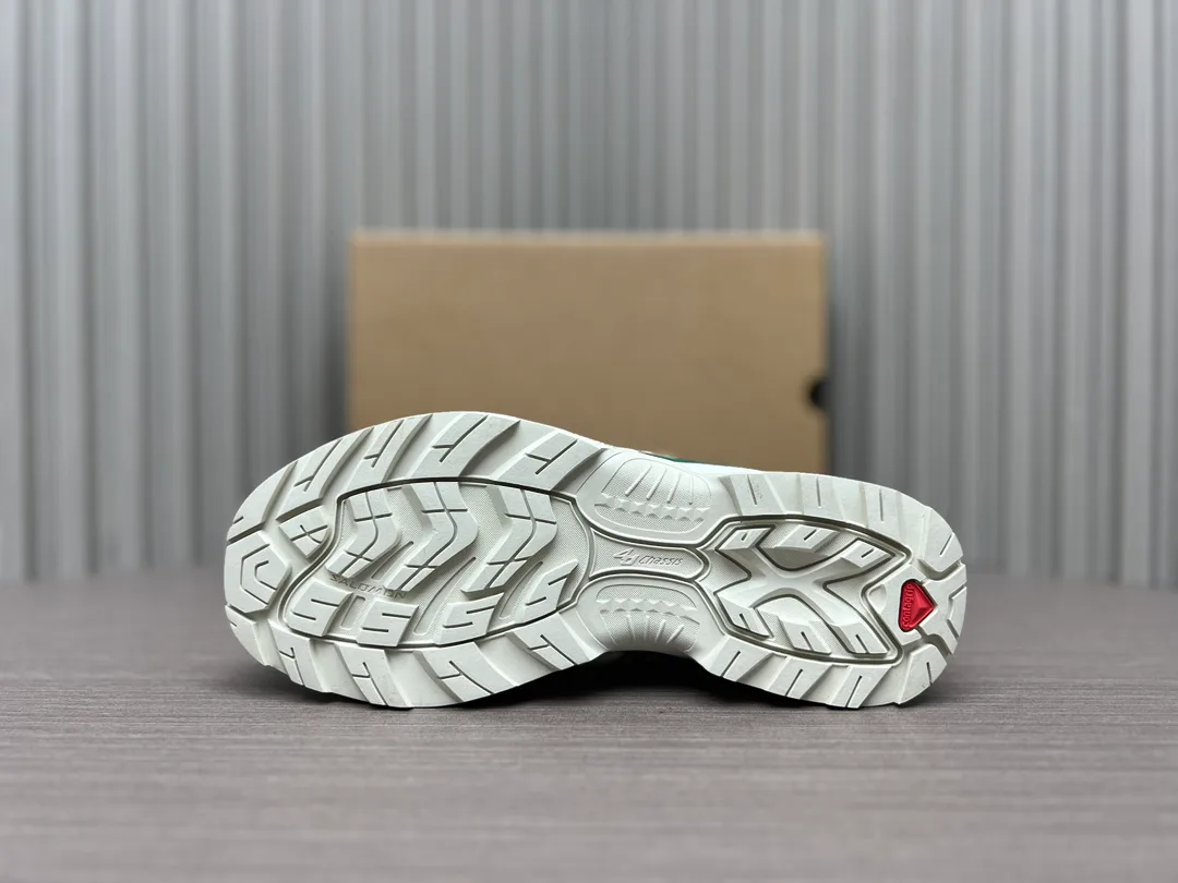 Кроссовки Женские Salomon 120905