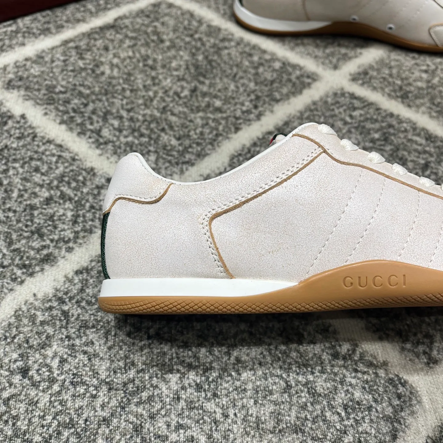 Кроссовки Женские Gucci 480640