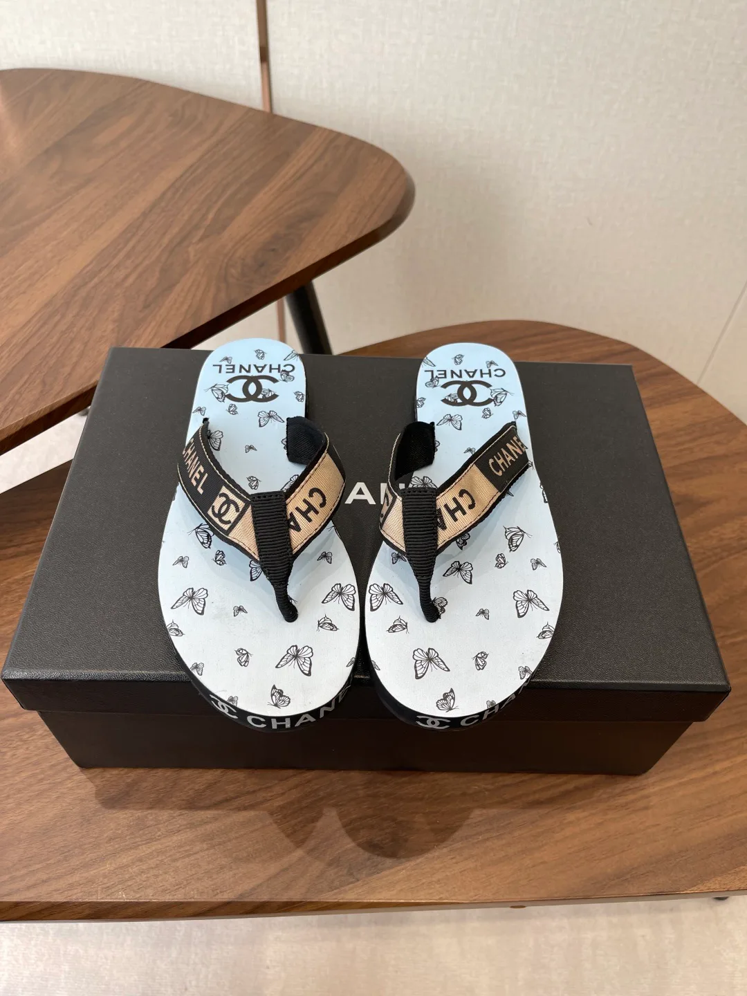Шлепанцы Женские Chanel 11350601