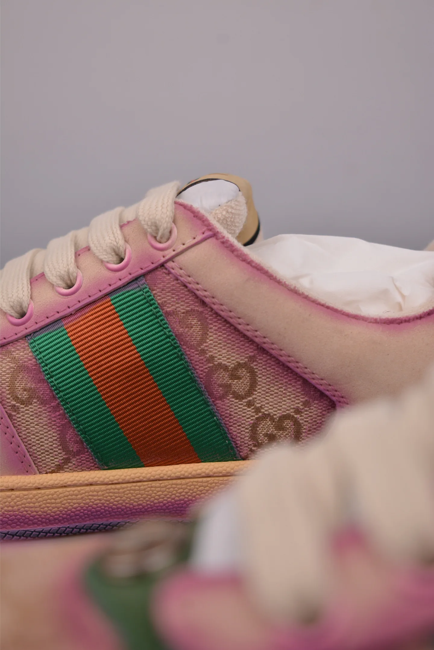 Кроссовки Женские Gucci 12962289