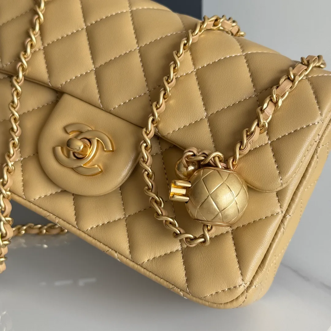 Классические Сумки Женские Chanel 17827589