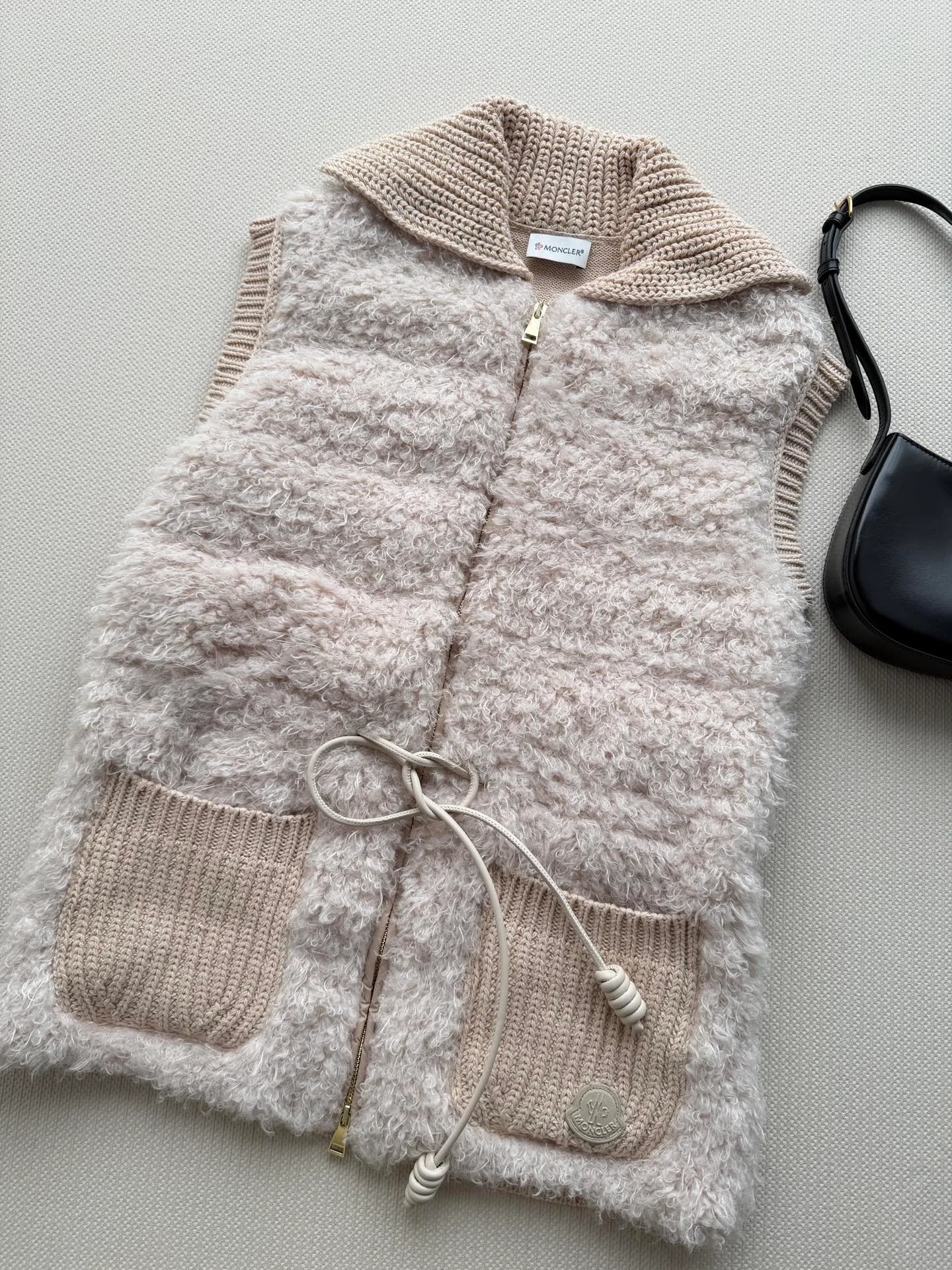 Жилеты Женские Moncler 18325822