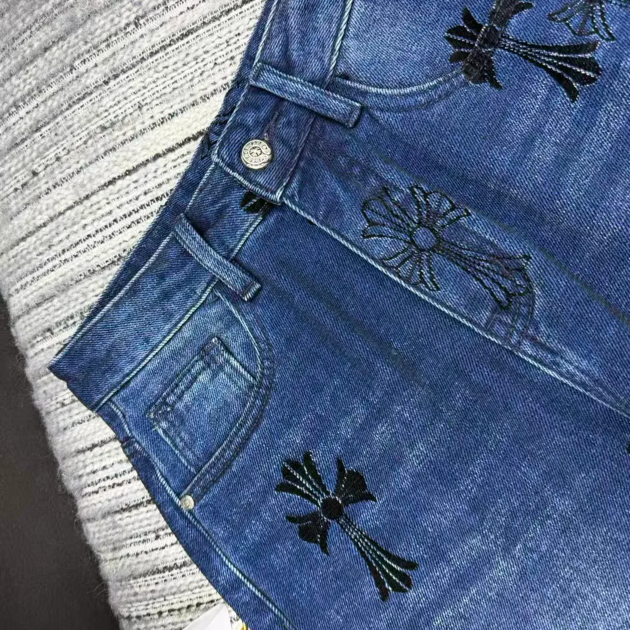 Джинсы Женские Chrome Hearts 335069