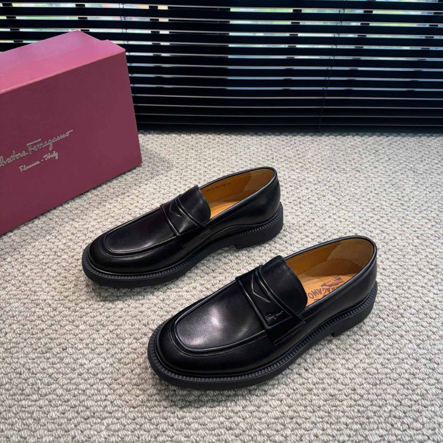 Лоферы Мужские Salvatore Ferragamo 33154