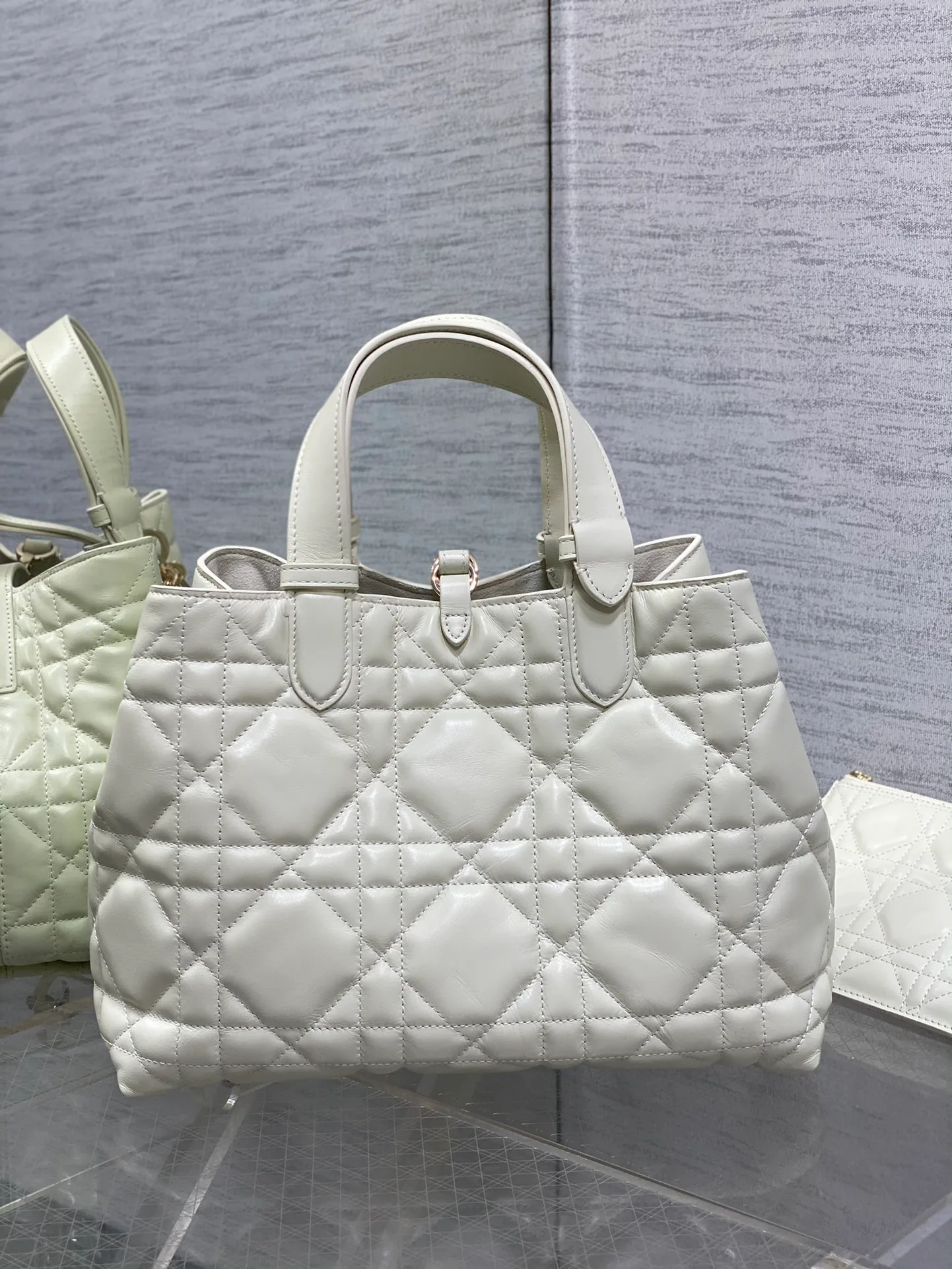 Классические Сумки Женские Christian Dior 11562703