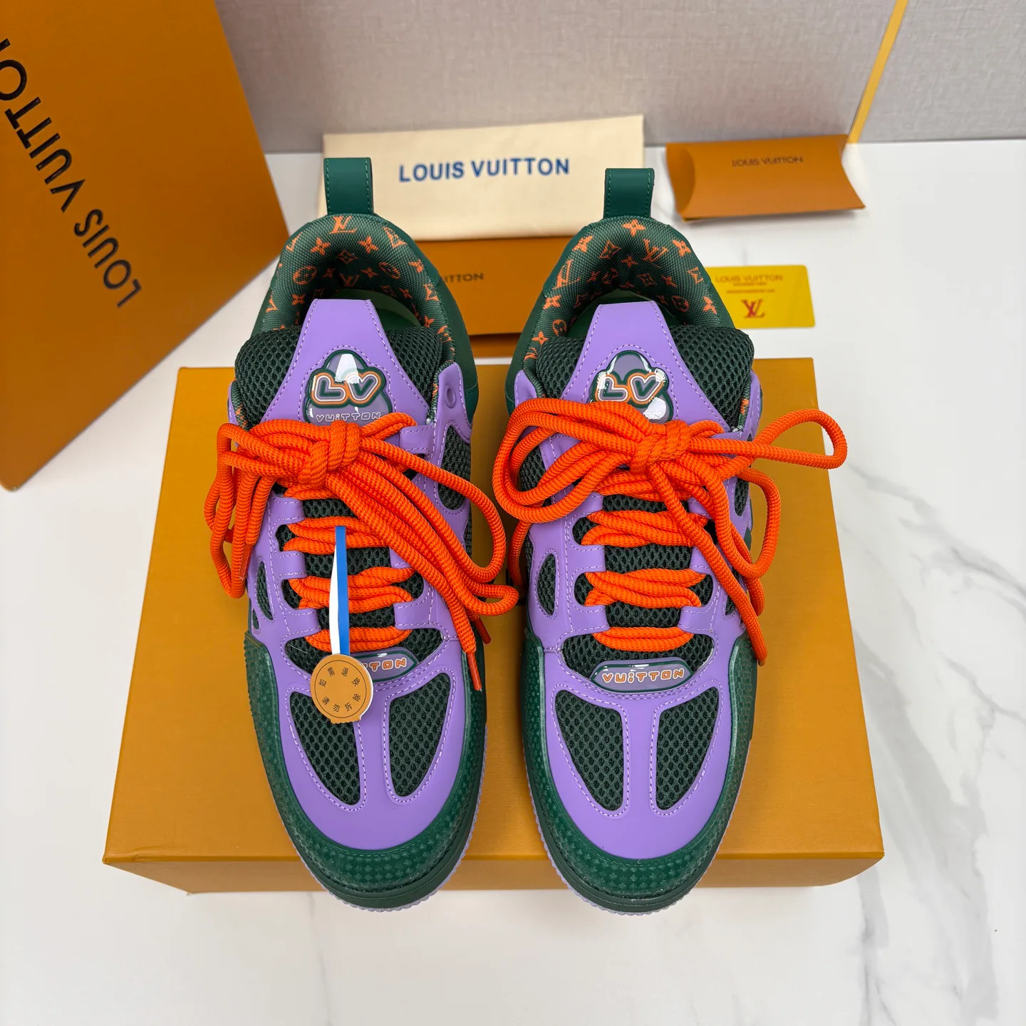 Кроссовки Женские Louis Vuitton 13140865