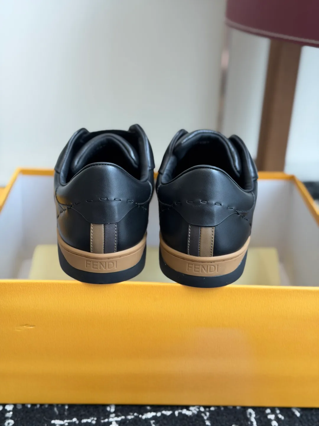 Кроссовки Мужские Fendi 17572227