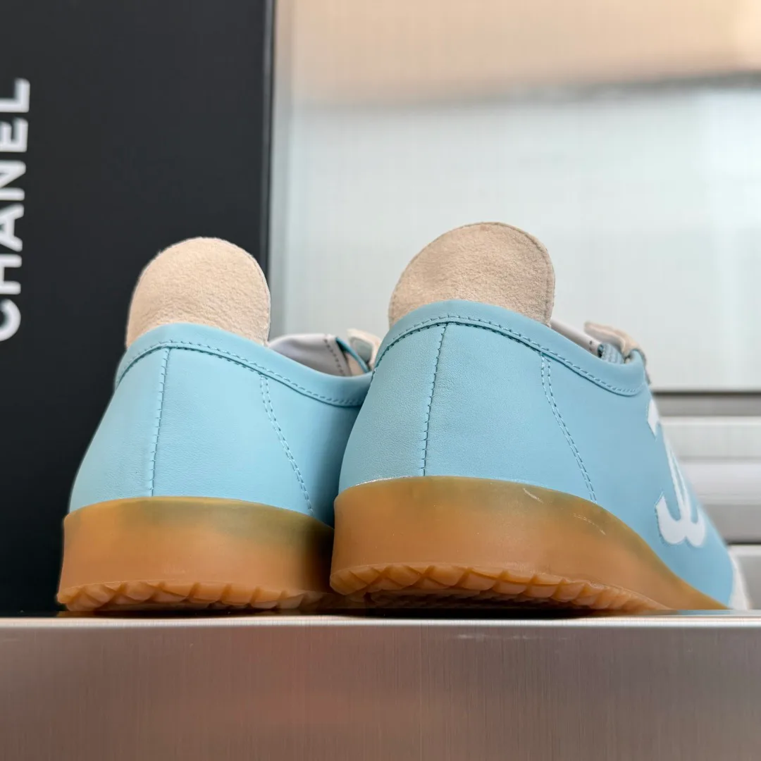 Кроссовки Женские Chanel 4304506