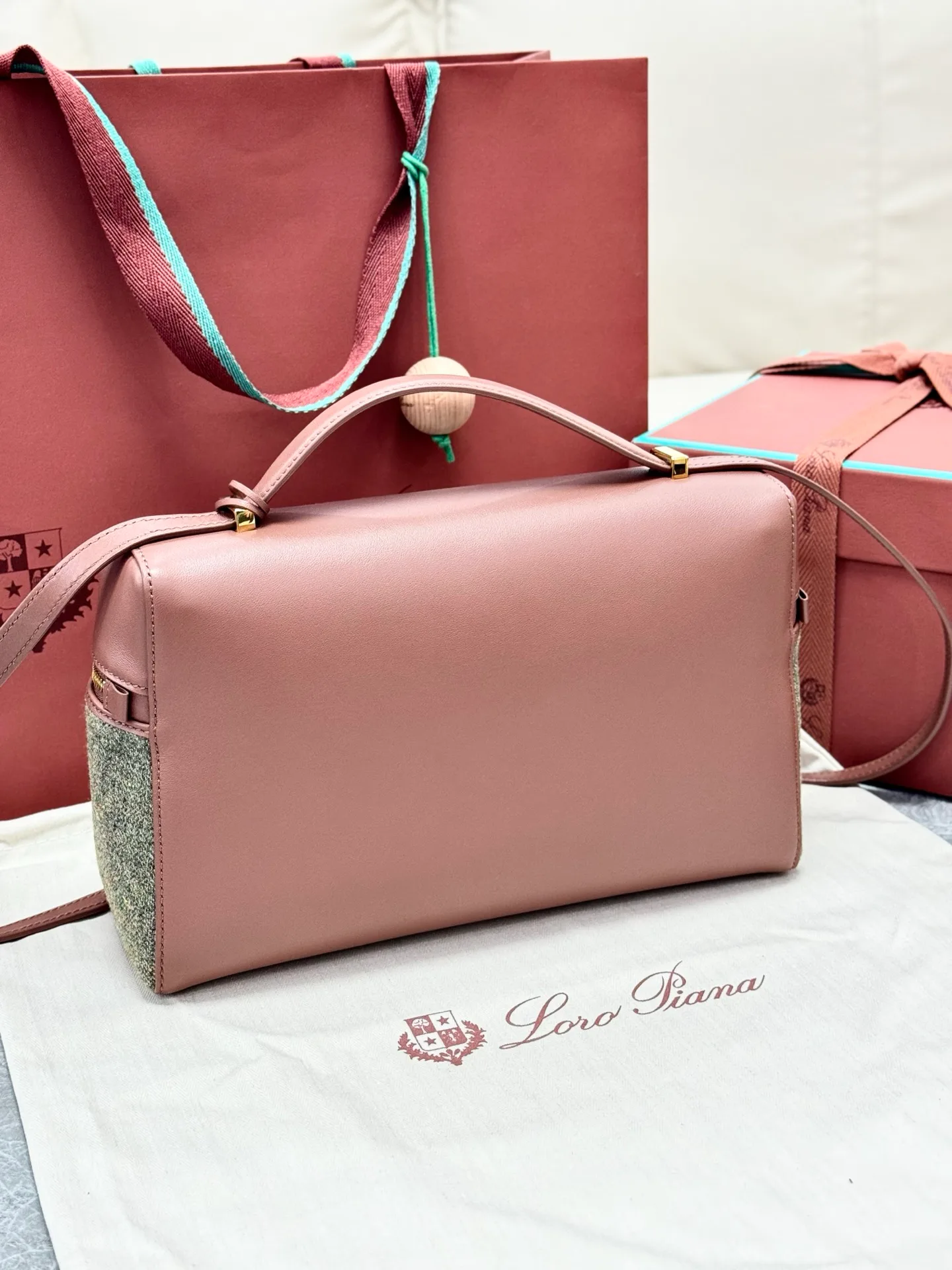 Классические Сумки Женские Loro Piana 17565046