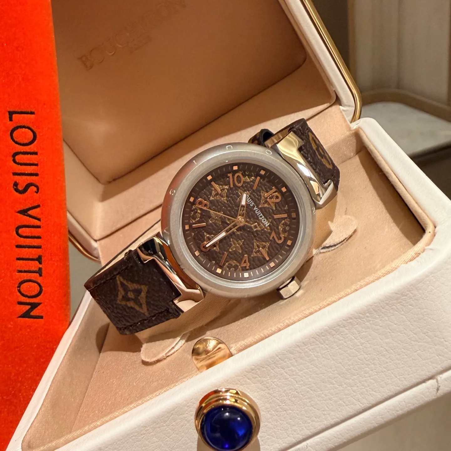Часы Женские Louis Vuitton 692185