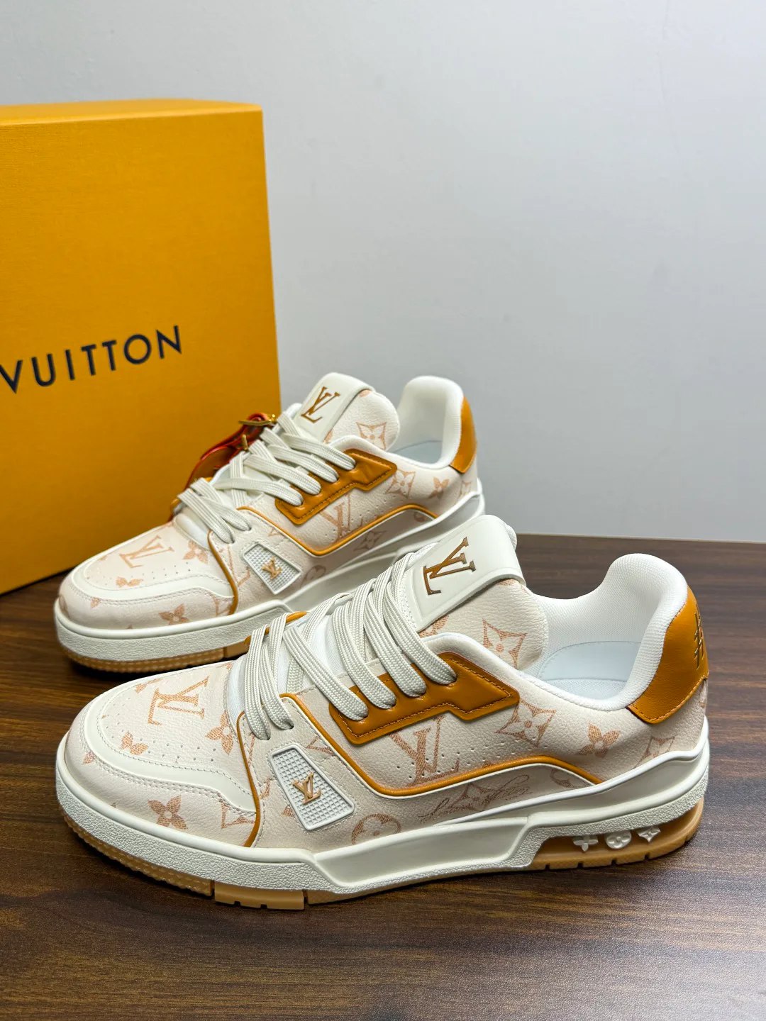 Кроссовки Мужские Louis Vuitton 20143407