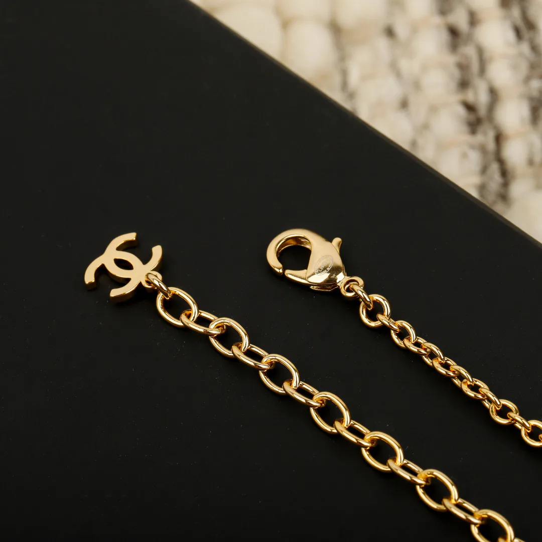 Бижутерия Chanel 18489887