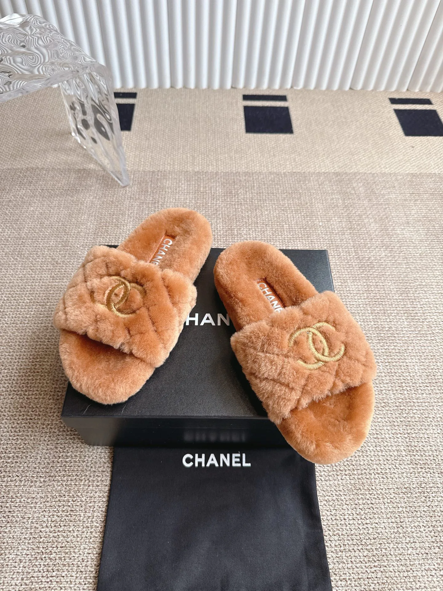 Тапочки Женские Chanel 18324641